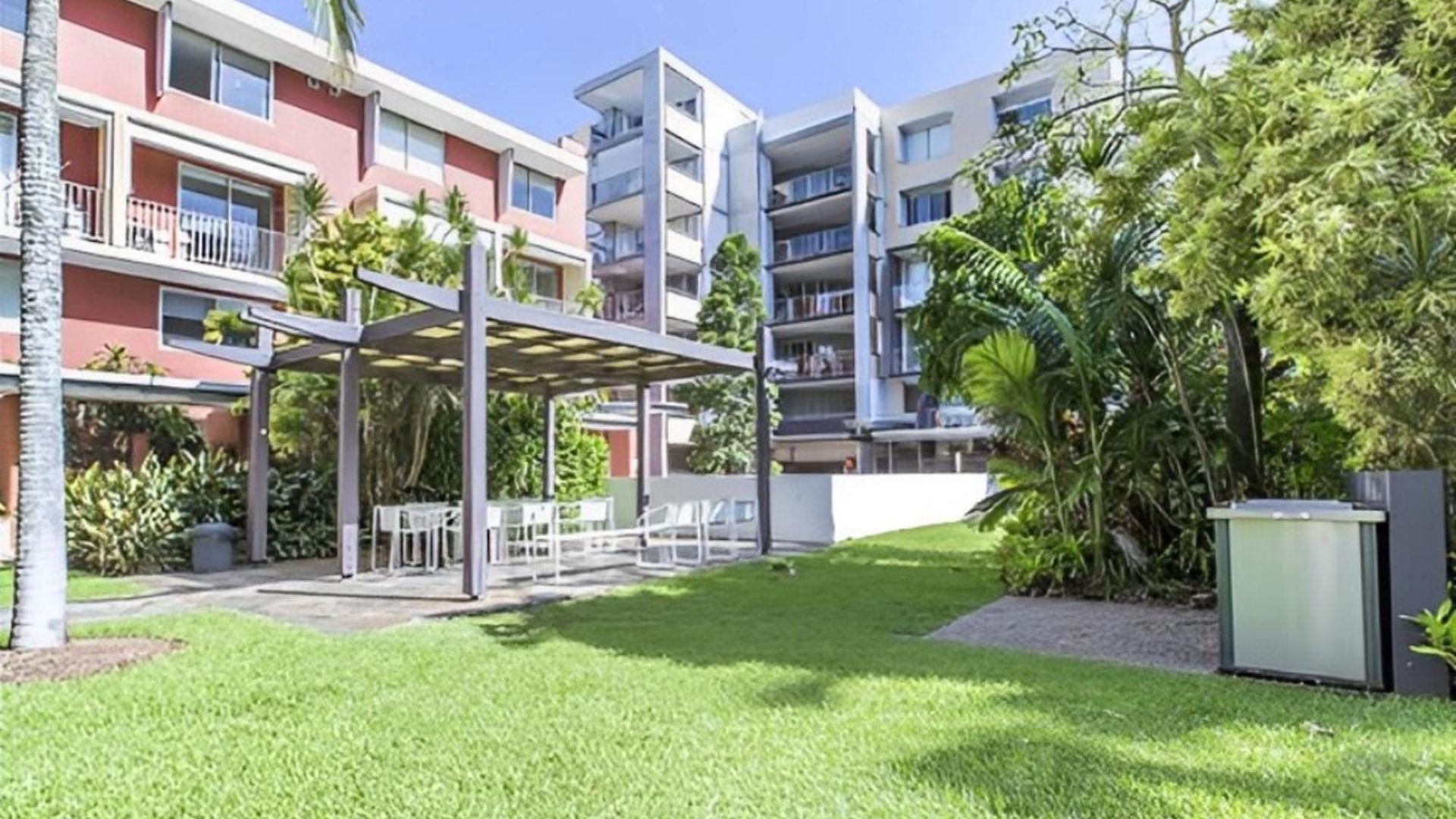 2-bed Near Cbd With Pool Sauna & Bbq