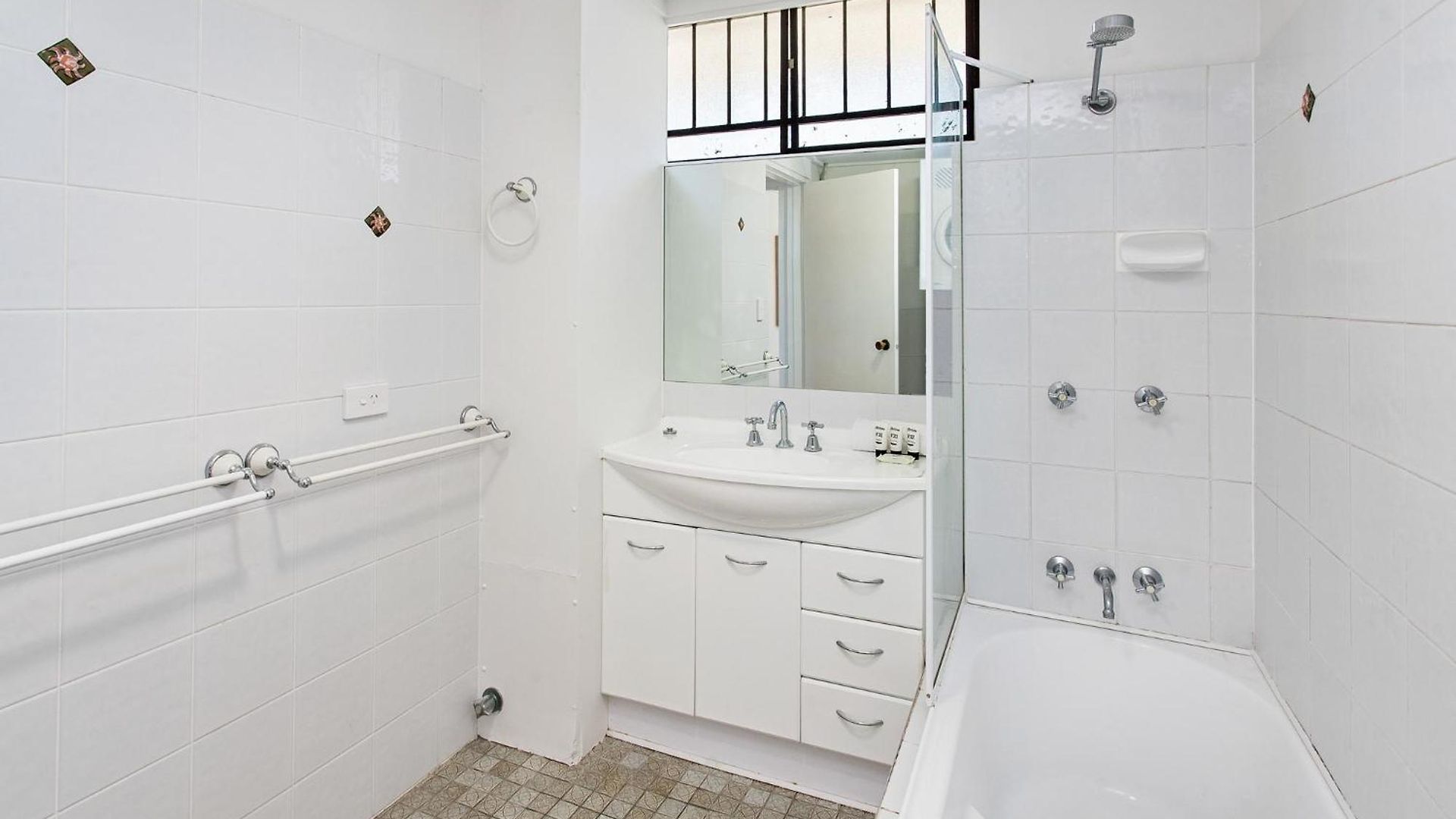 Apartment Cosy Unit With Parking Near New Farm Park & River