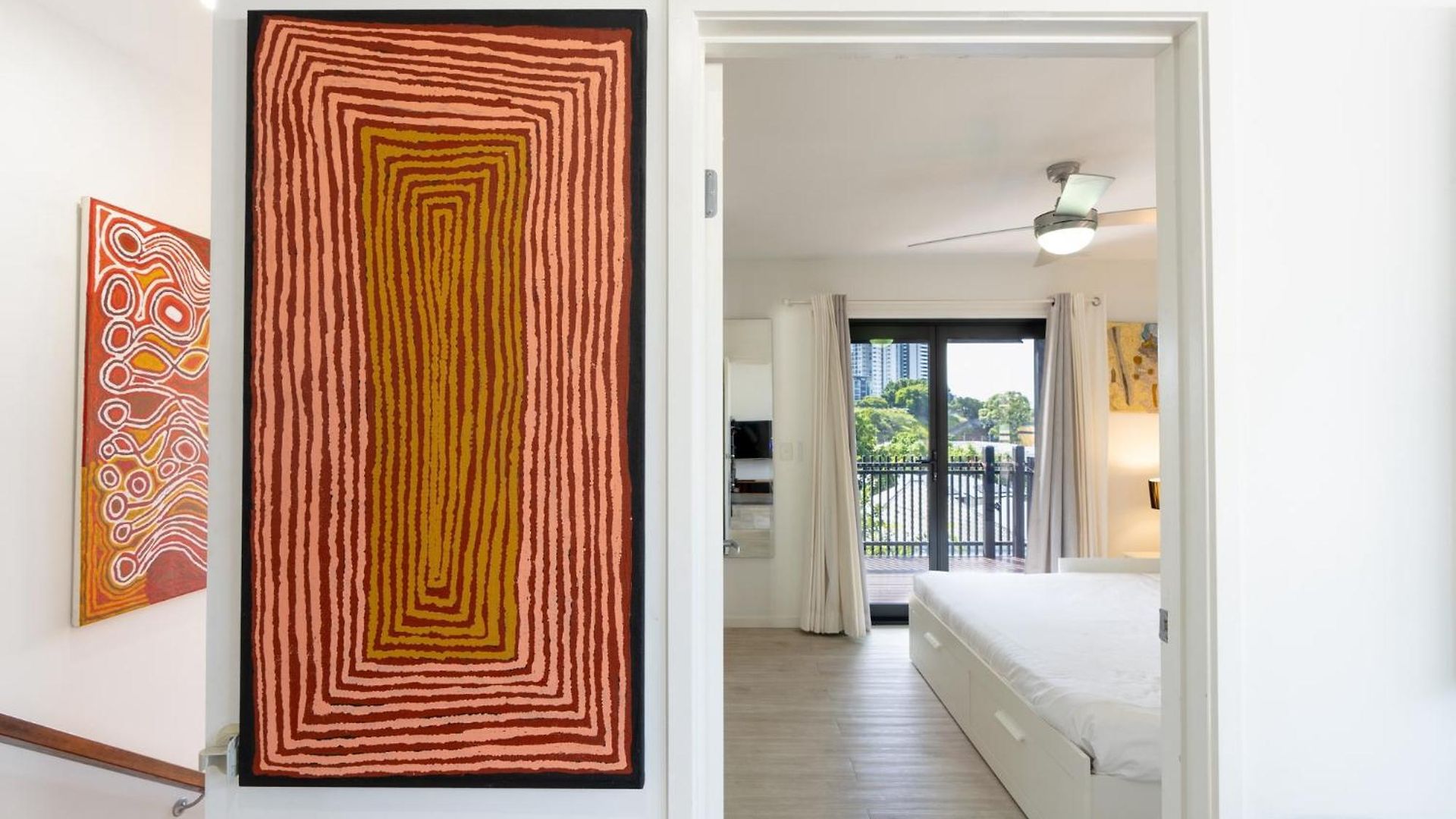 Sophisticated 2-bed With Alfresco Dining Apartment Brisbane