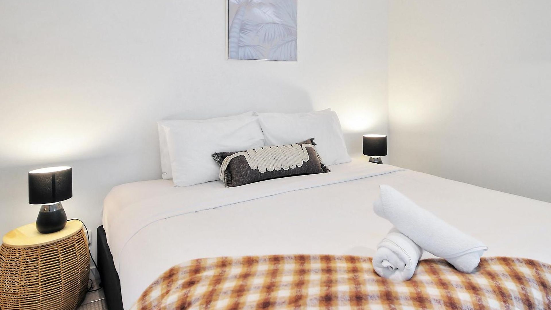 Panoramic 3-bedroom Skyscape With Free Parking