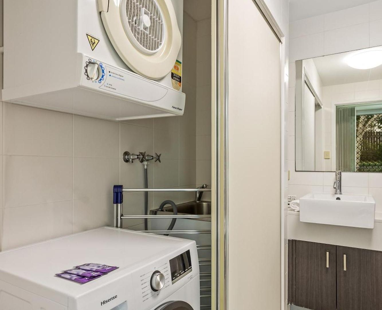 Cosy 2-bed With Pool And Near Qut & Cbd Brisbane