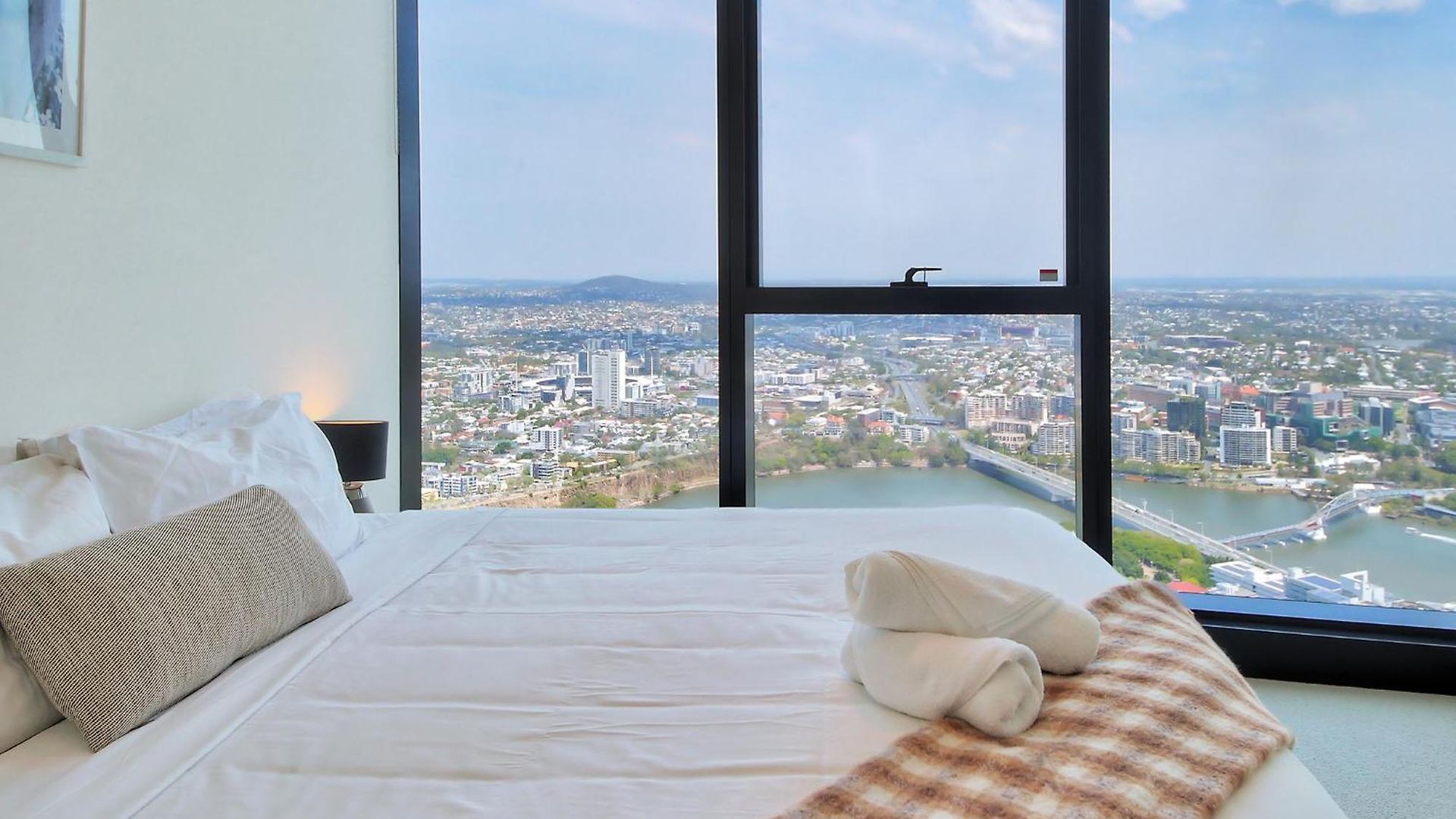 Apartment Skyline View High Floor 2br With Sofa Bed And Free Parking