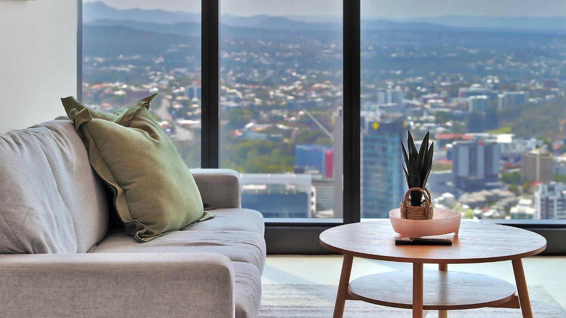 Panoramic 3-bedroom Skyscape With Free Parking Brisbane