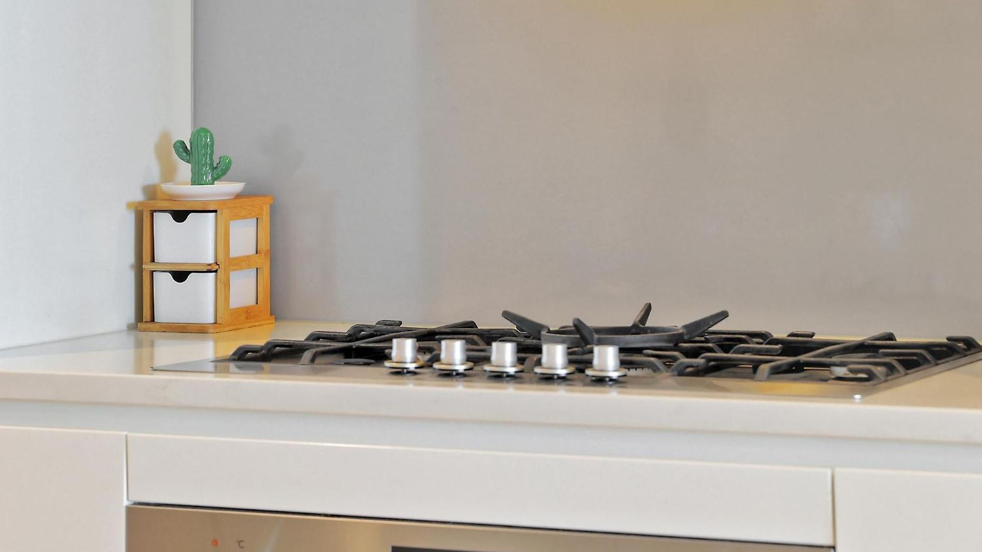 Apartment Skyline View High Floor 2br With Sofa Bed And Free Parking Brisbane