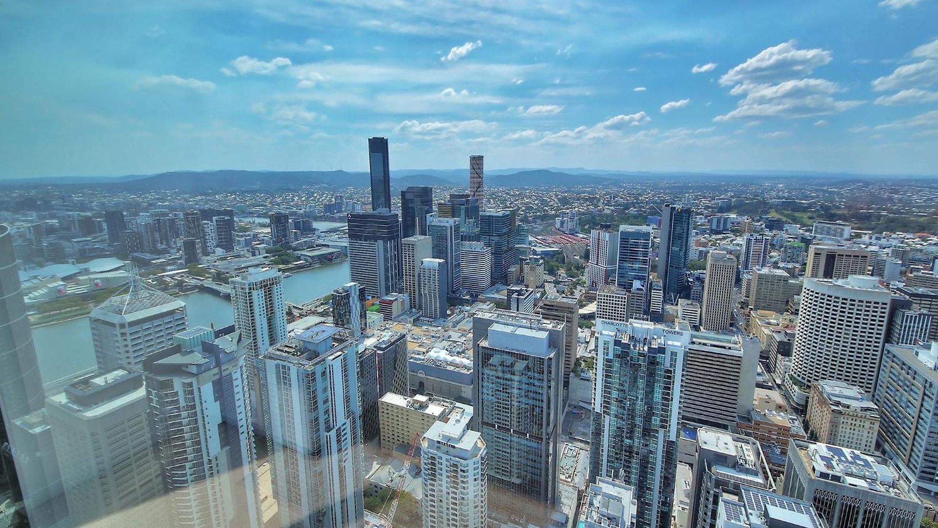 Apartment Panoramic 3-bedroom Skyscape With Free Parking
