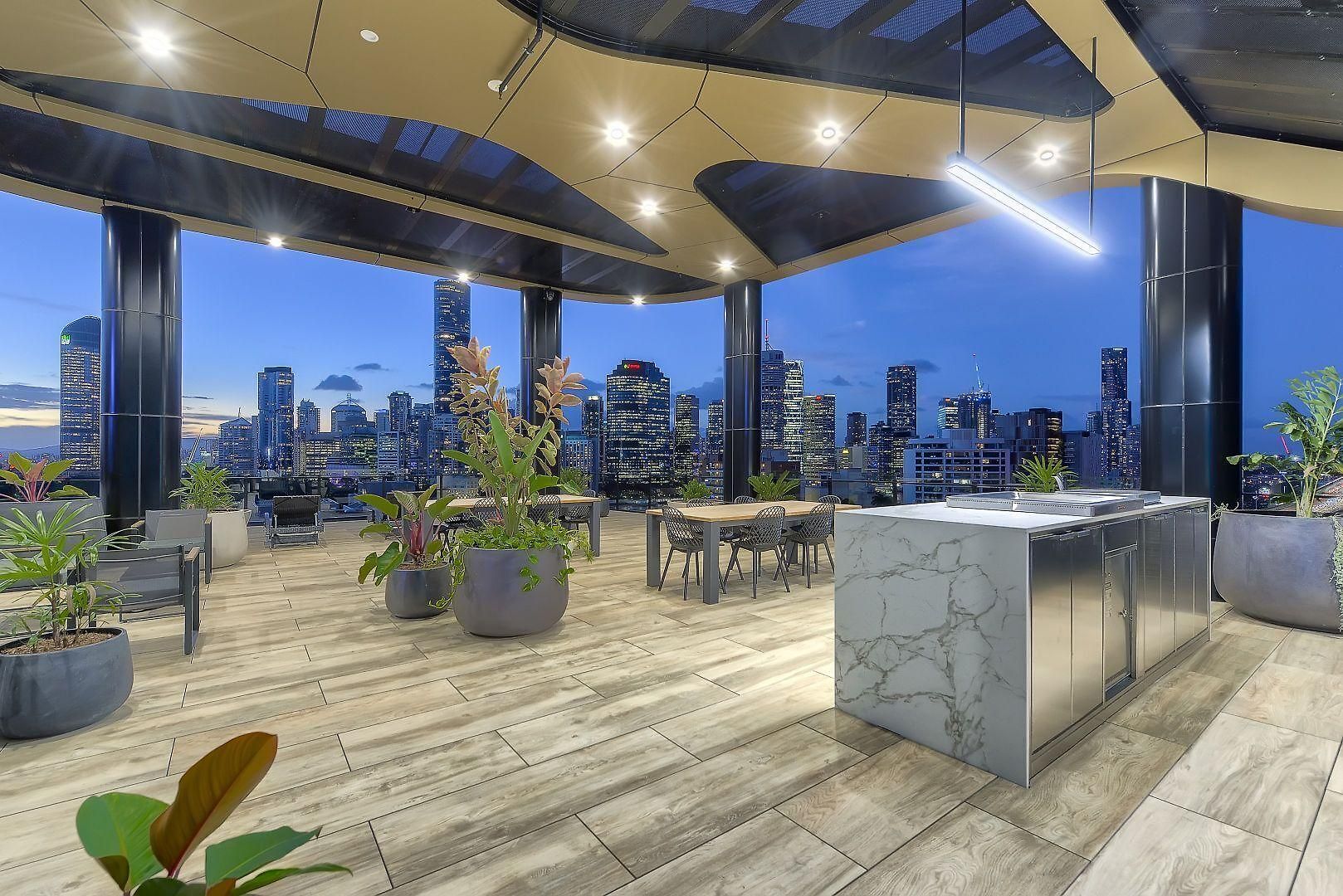 Apartment The Monterey By Urban Rest