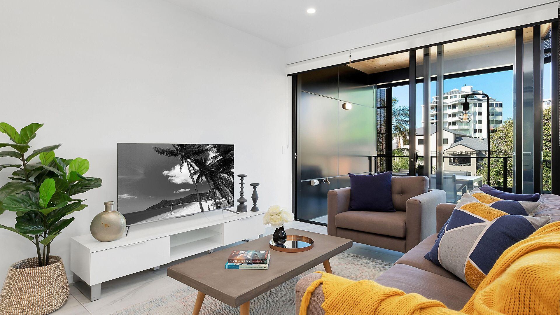 The Monterey By Urban Rest
