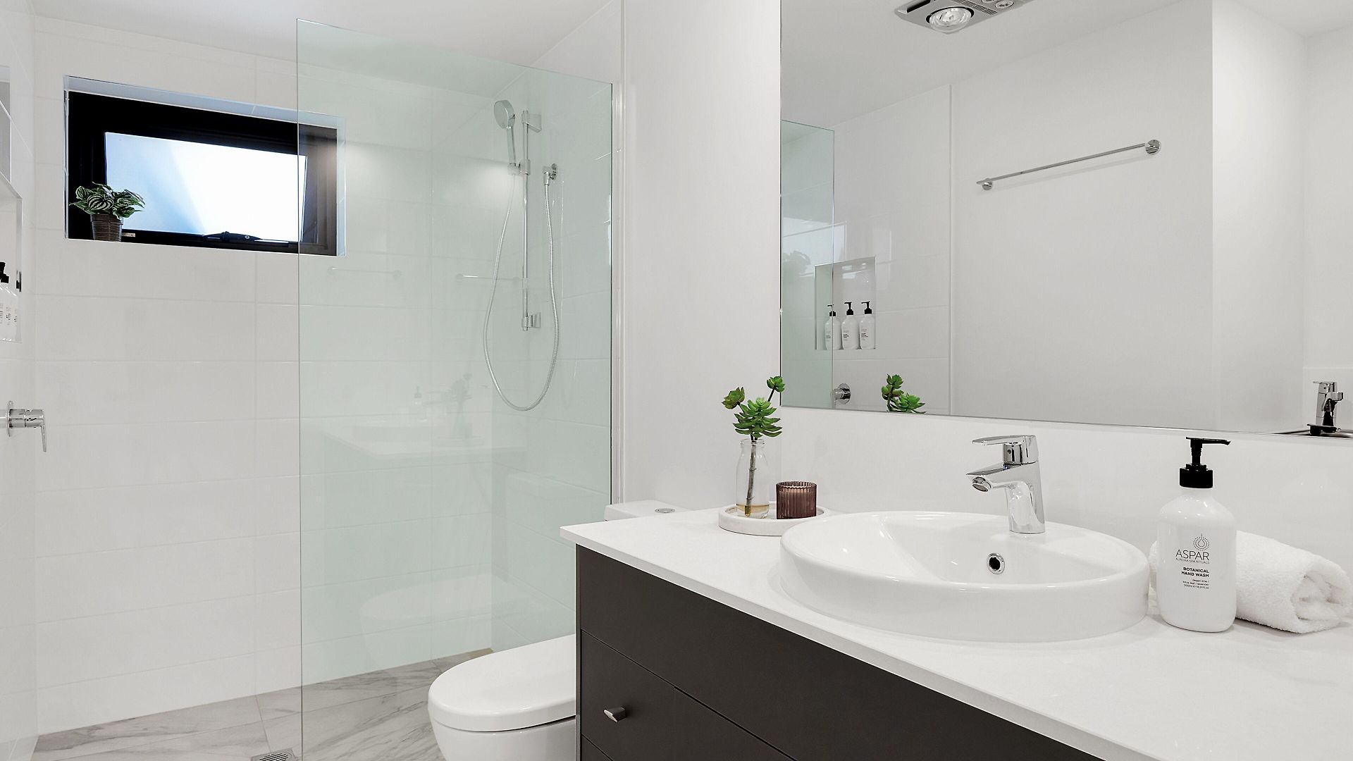 The Monterey By Urban Rest *