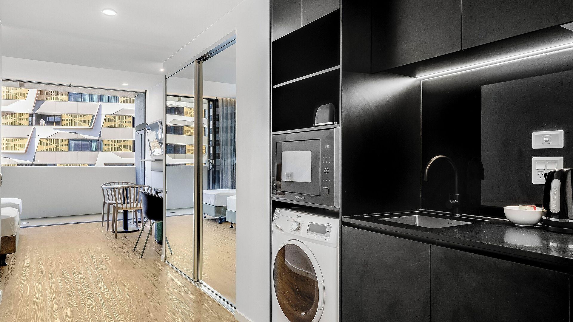 Rambla At South Sq Apartment