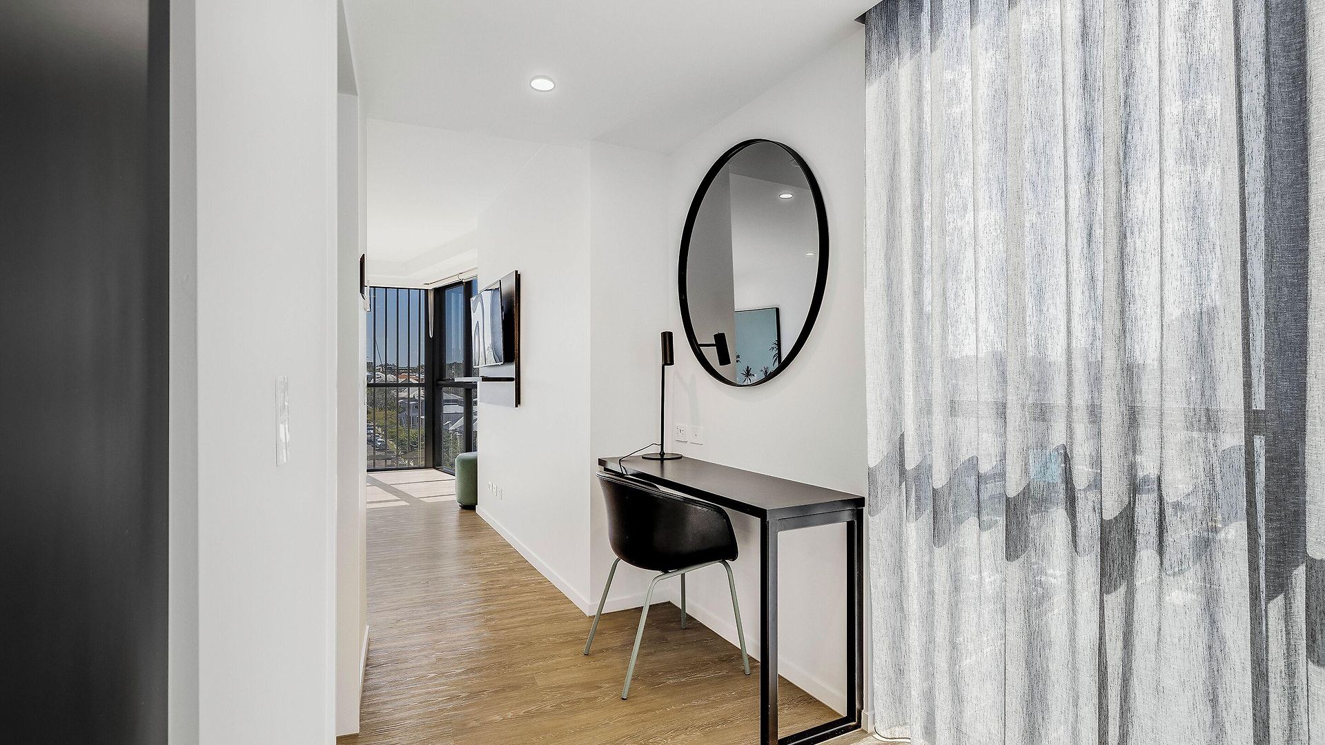Rambla At South Sq Apartment *