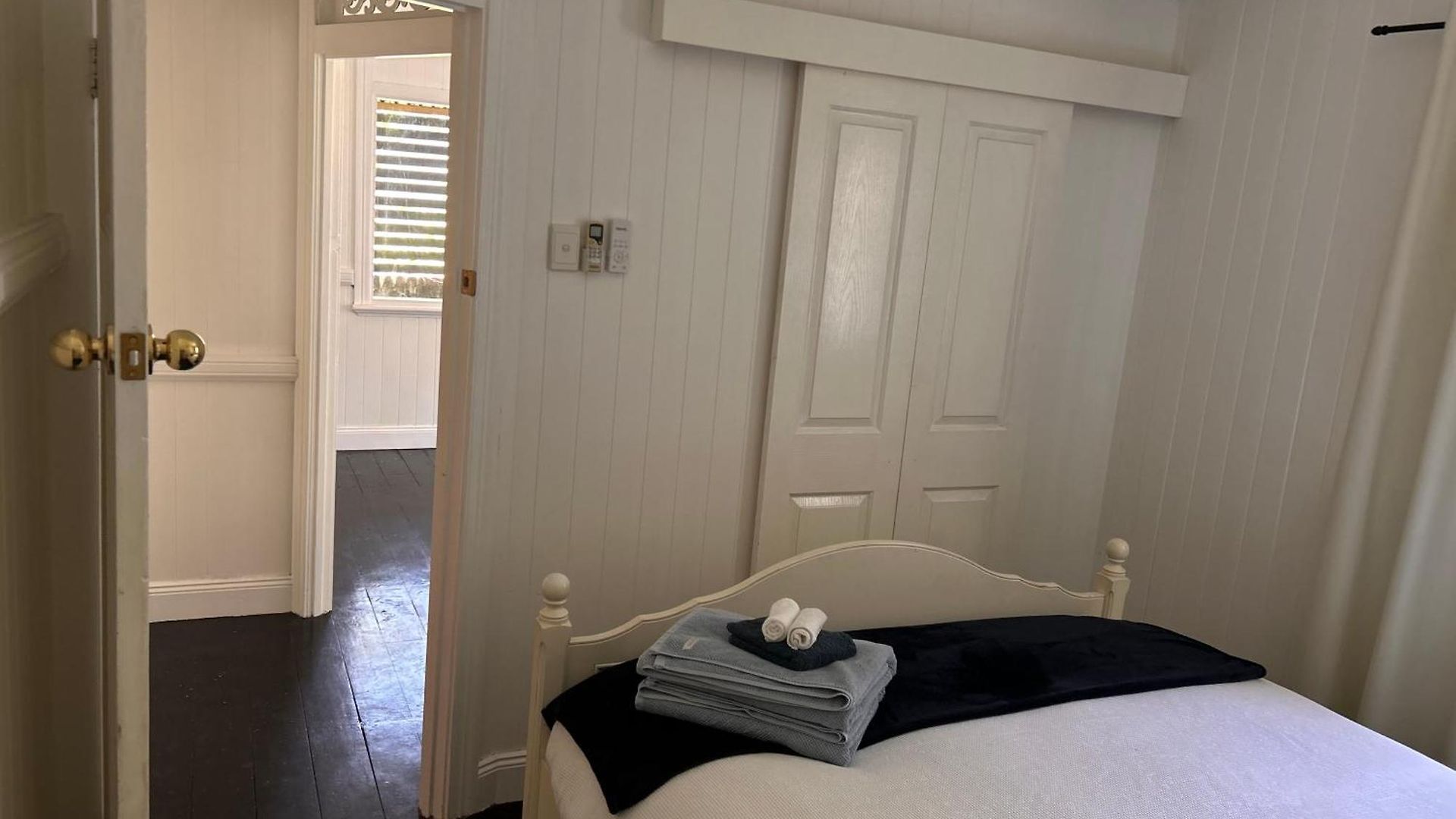 Kent Street Retreat