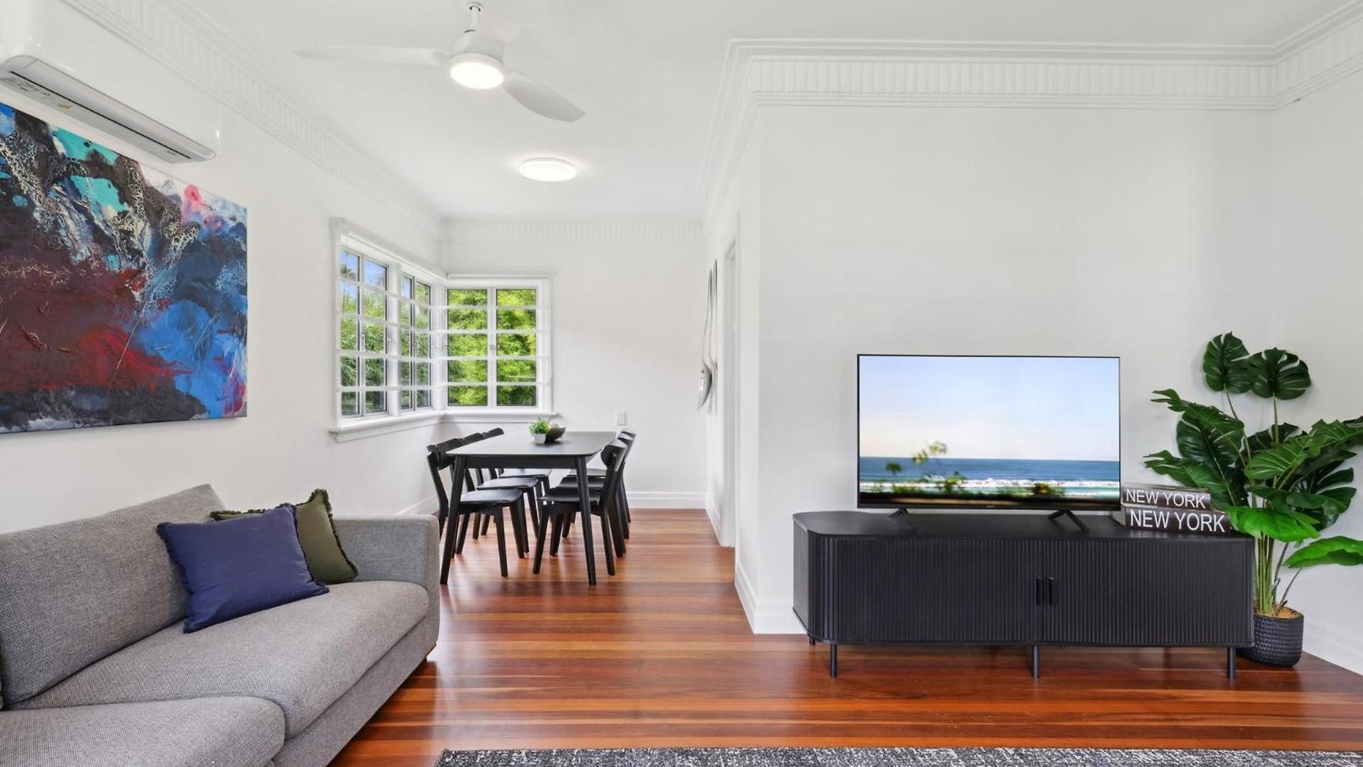 Spacious 3-bed In Morningside With Backyard Holiday home