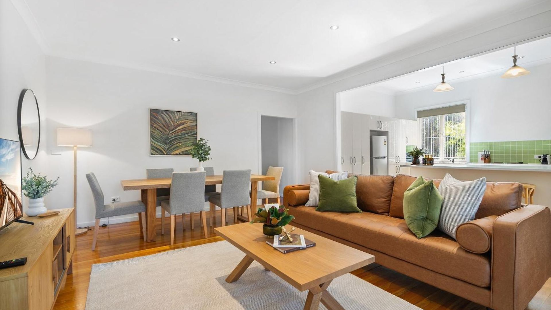 Apartment Bright 3-bed With Garden By Banks Street Reserve Brisbane