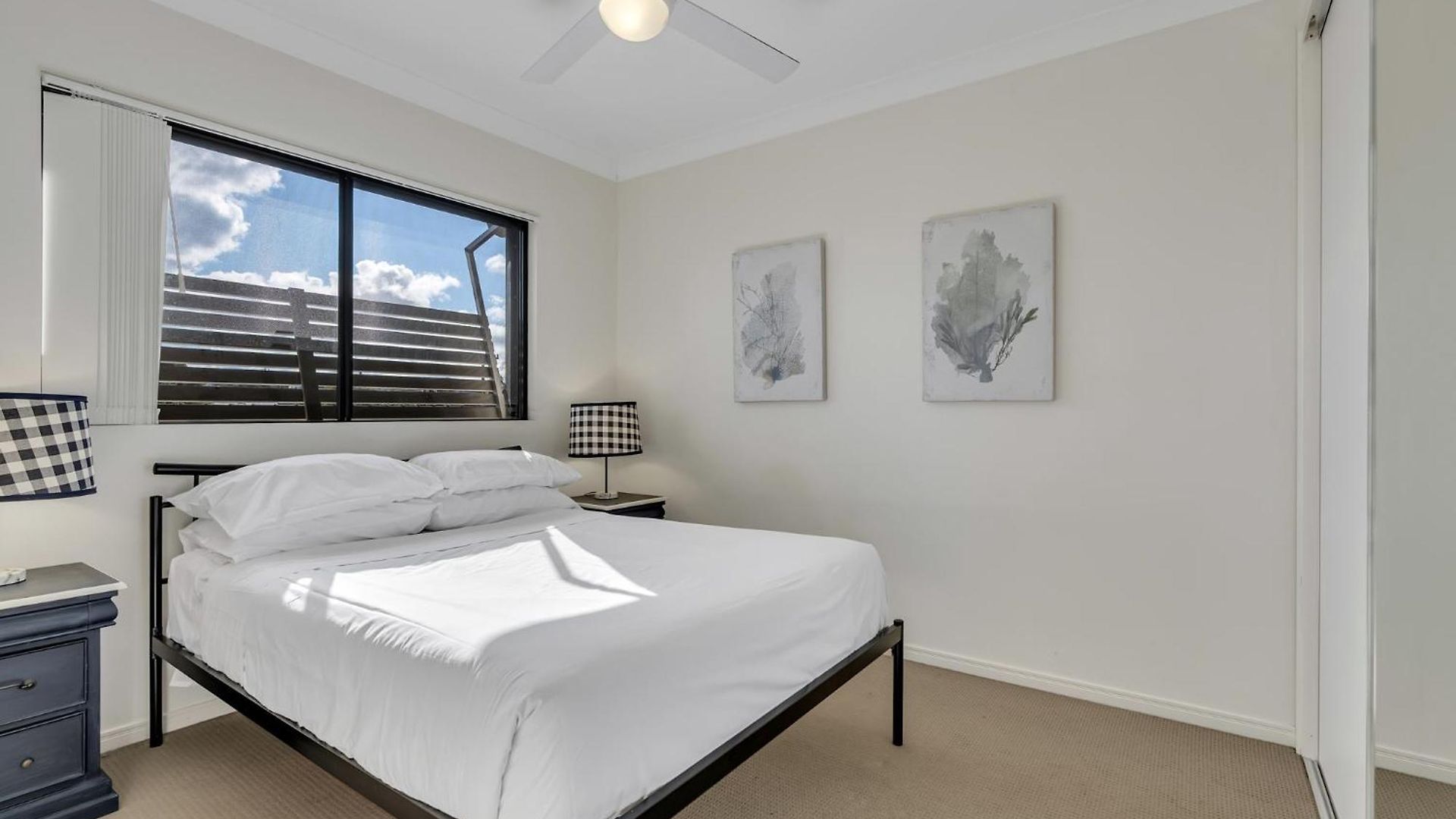 Apartment Bright 2-bed With Private Balcony & Serene View Brisbane