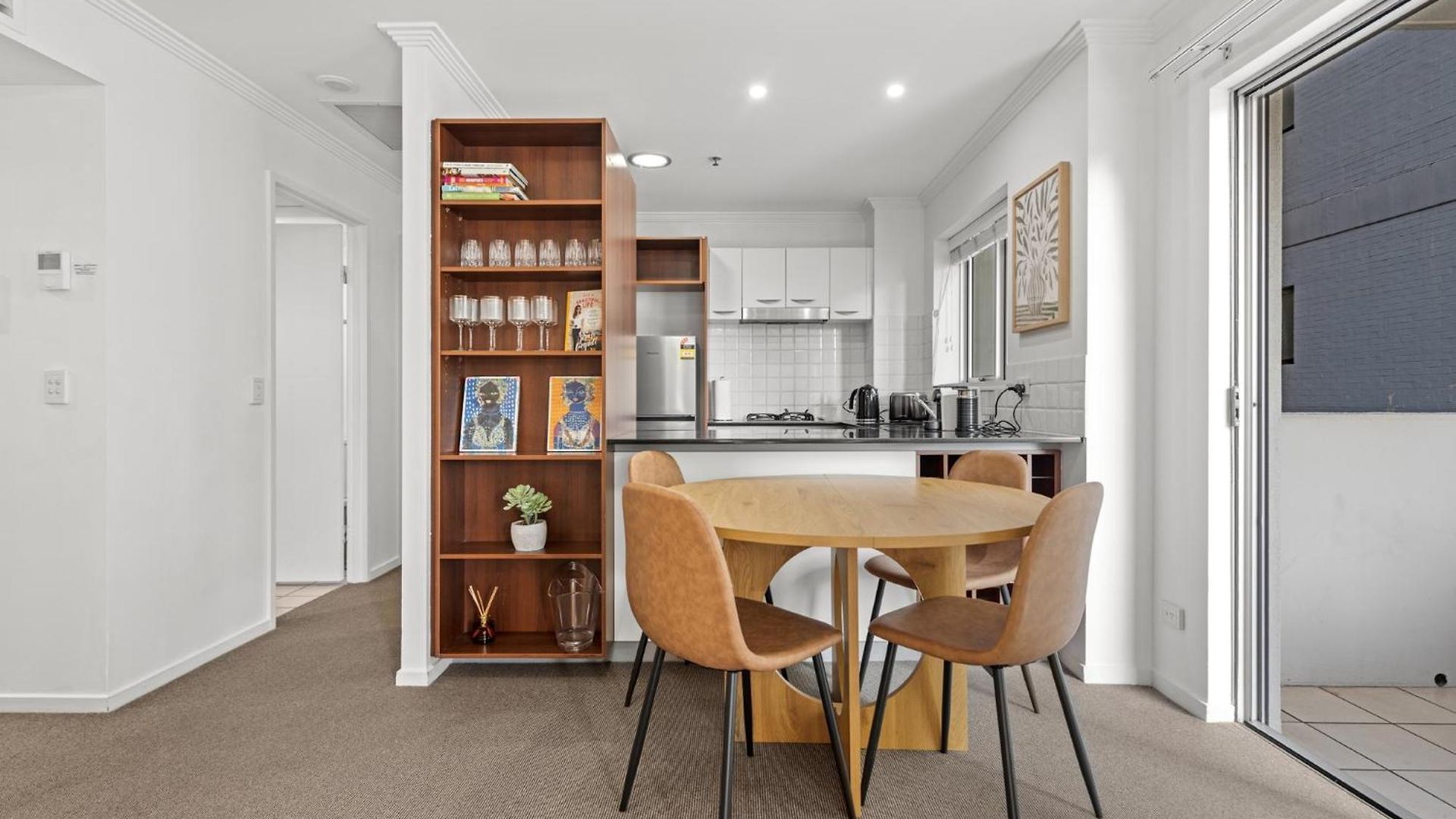 Prime With Pool, Gym And Parking Apartment Brisbane