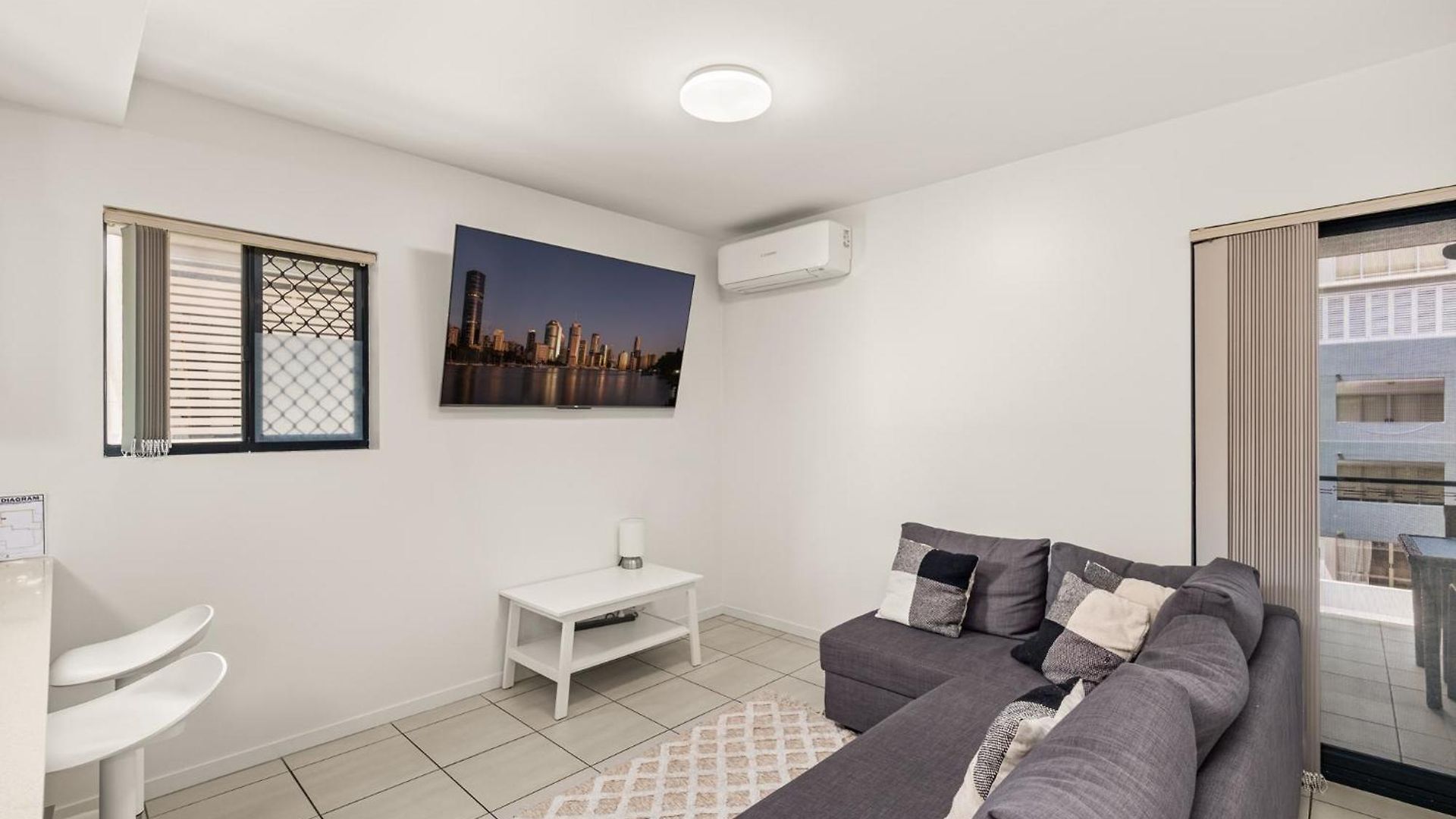 South With Pool Access Apartment *