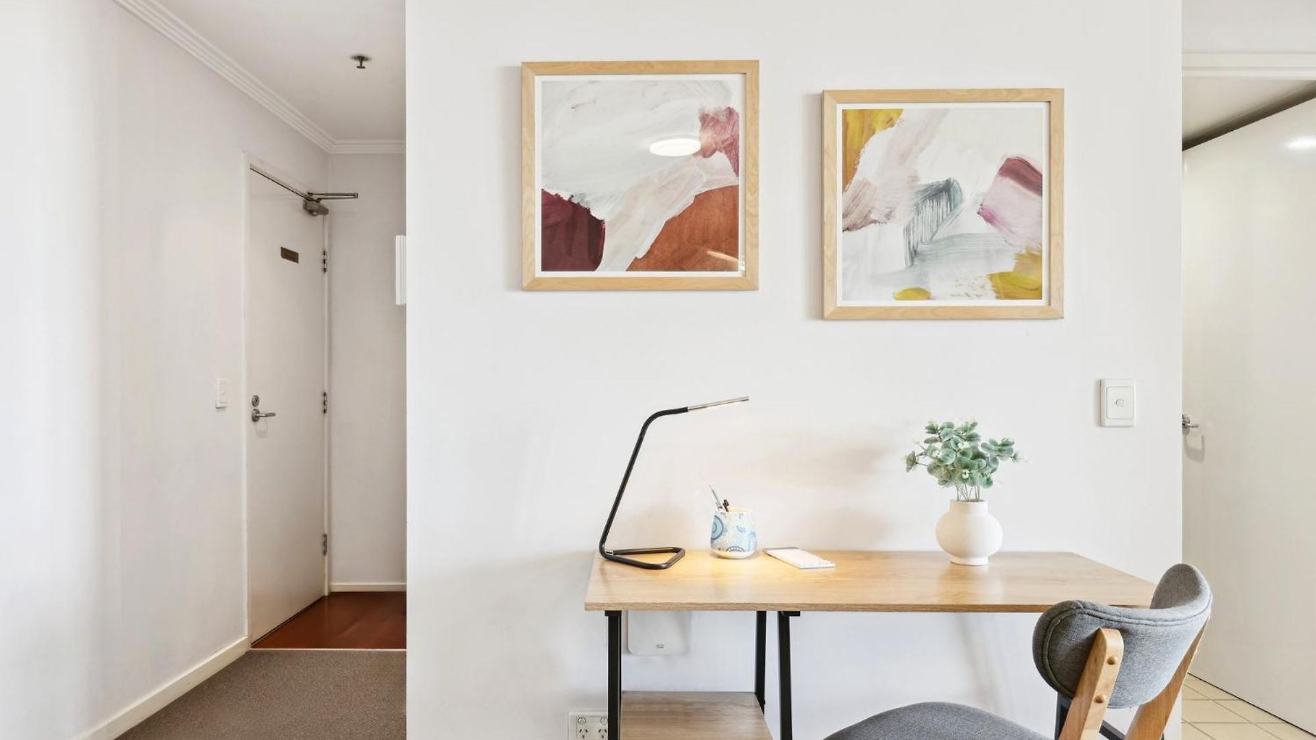 2-bed Abode With Swimming Pool Gym & Views Apartment Brisbane