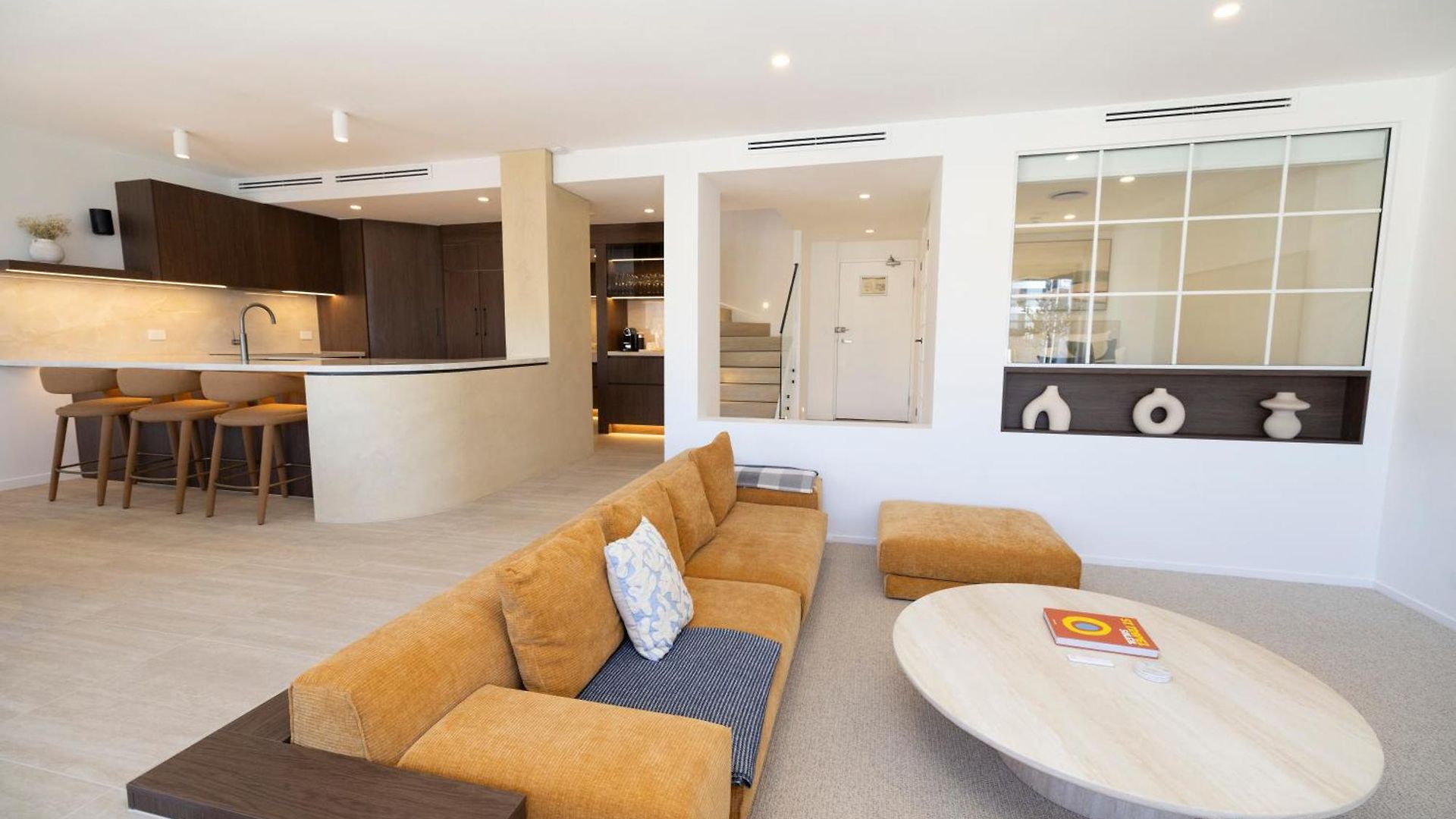 Apartment Luxury 3br- Skyhome Penthouse- Free Parking *