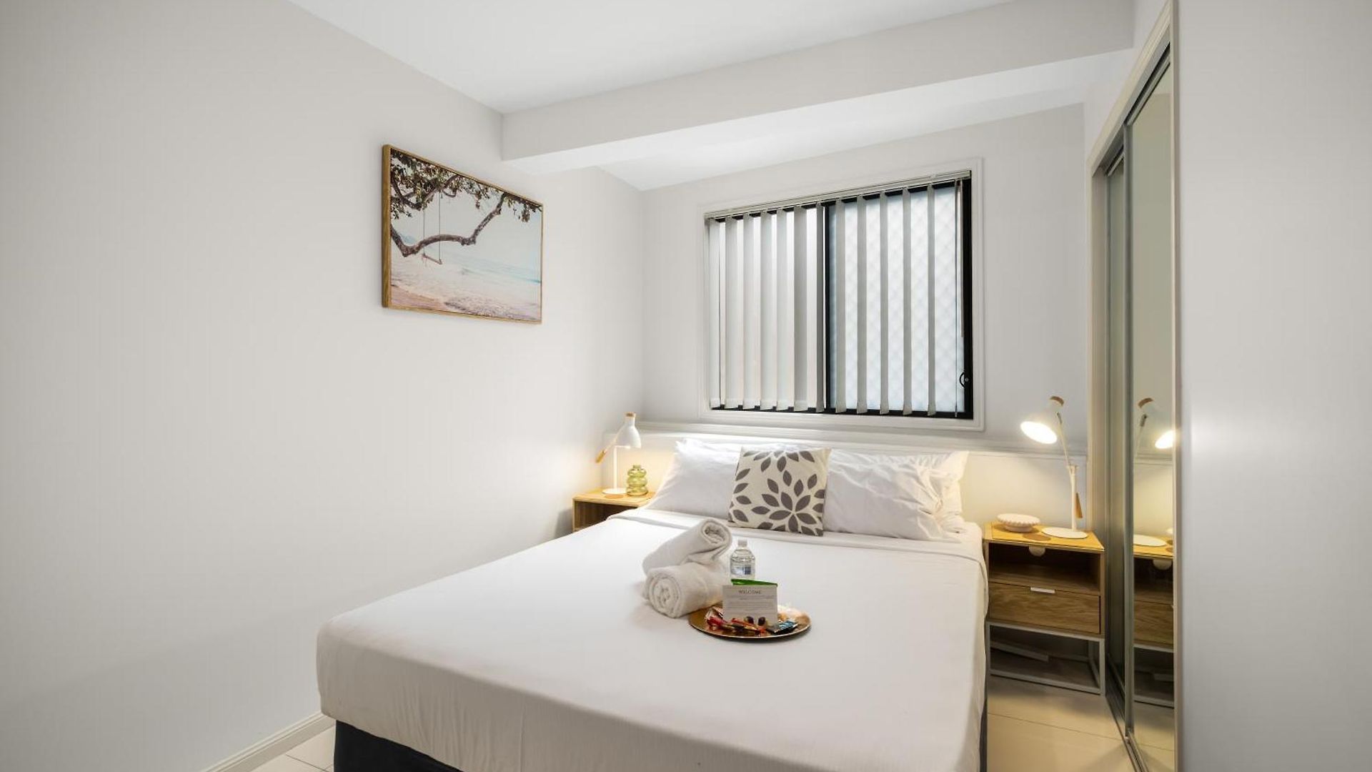 Apartment Smart Self Check-in - Sunnybank Station *