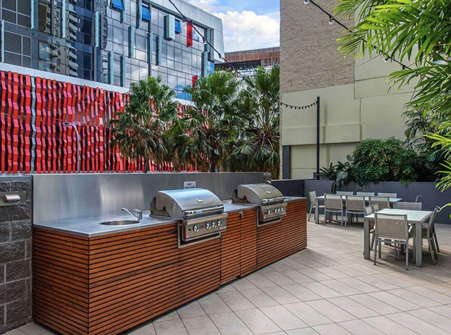 Apartment Skyline Hosted By Aab