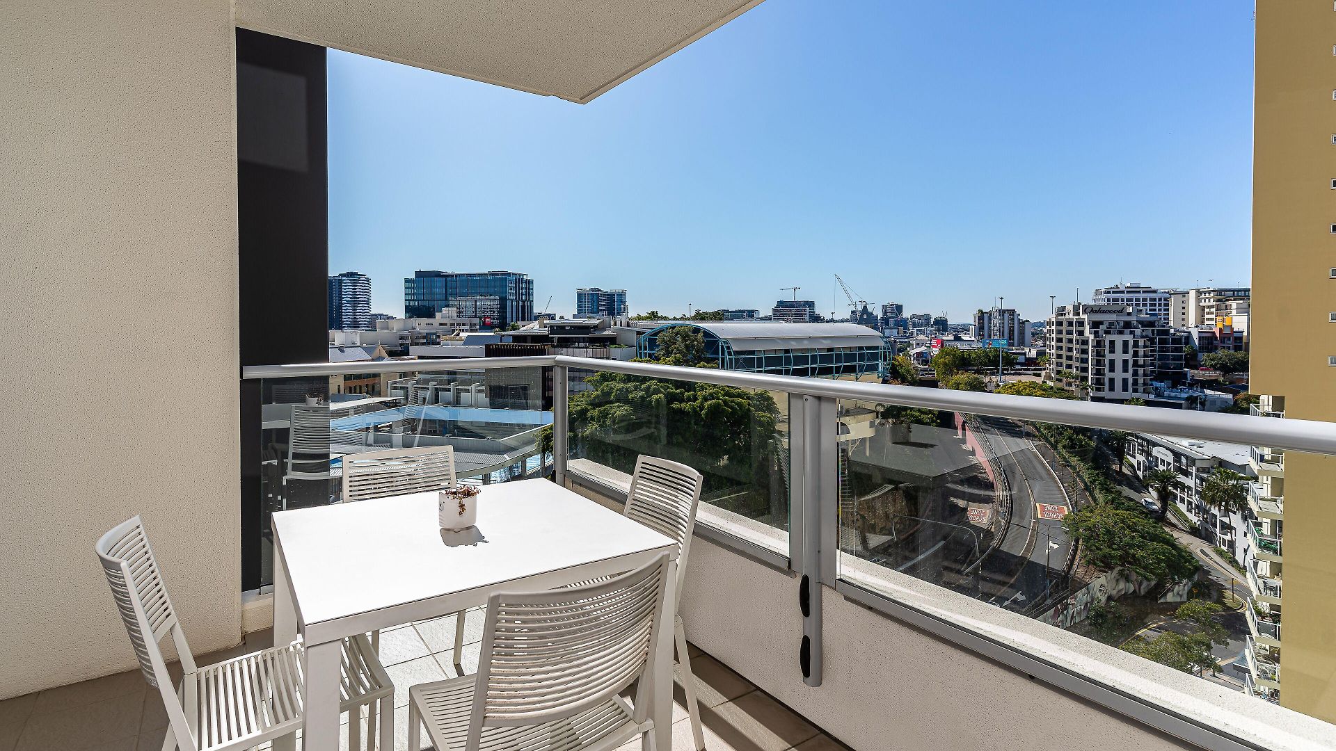 Apartment Skyline Hosted By Aab *