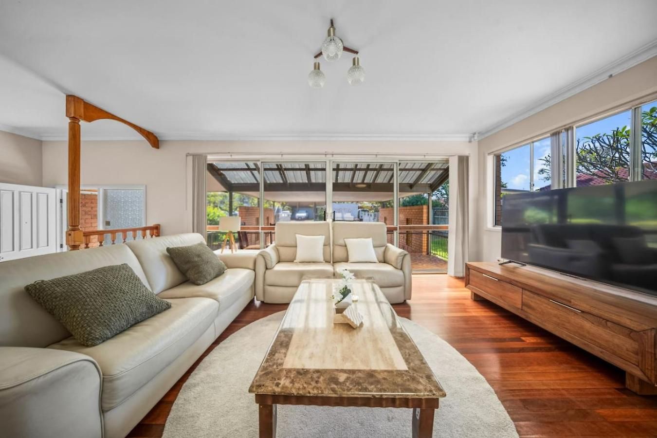 Holiday home Chic Vibes Oasis Pool And Patio Comfort For Groups Brisbane
