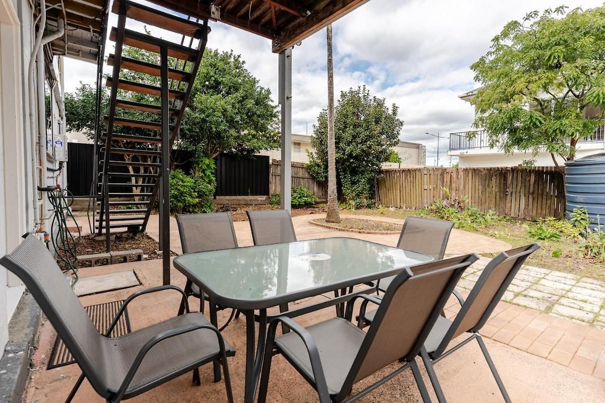 Holiday home B5q Abnb-style 2br House With Free Parking And 5 Mins Ride To Eagle Farm