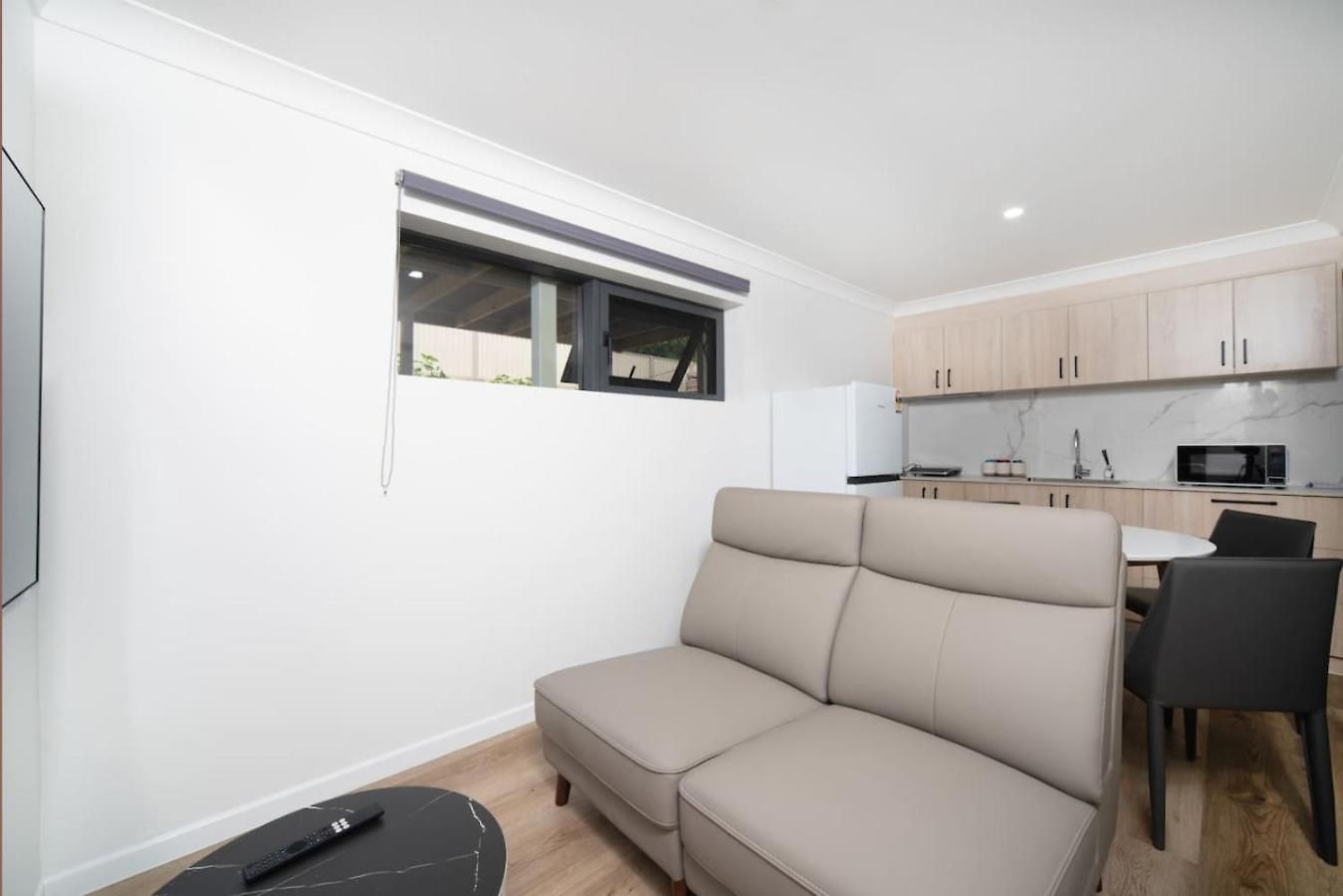 Newly Renovated Modern 2br Self-contained Unit *