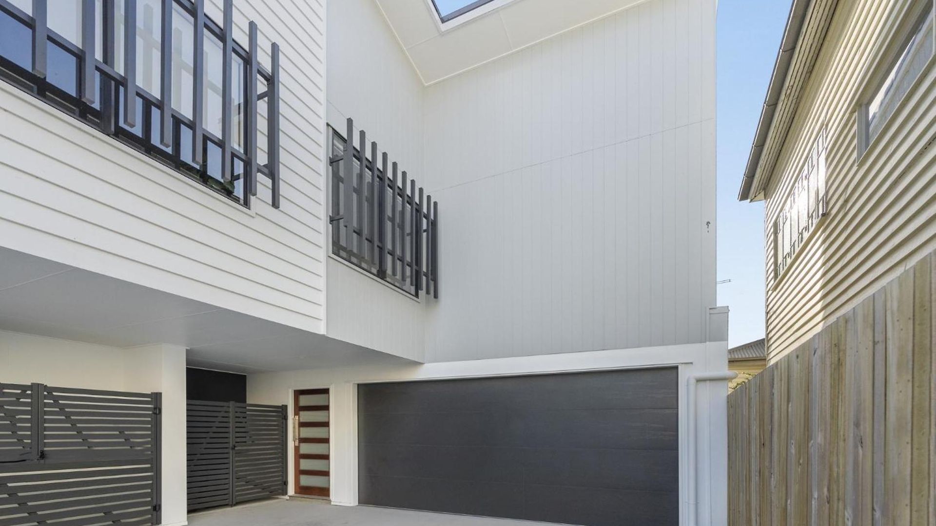 Holiday home Retreat With Parking Close To Greenslopes Hospital Brisbane