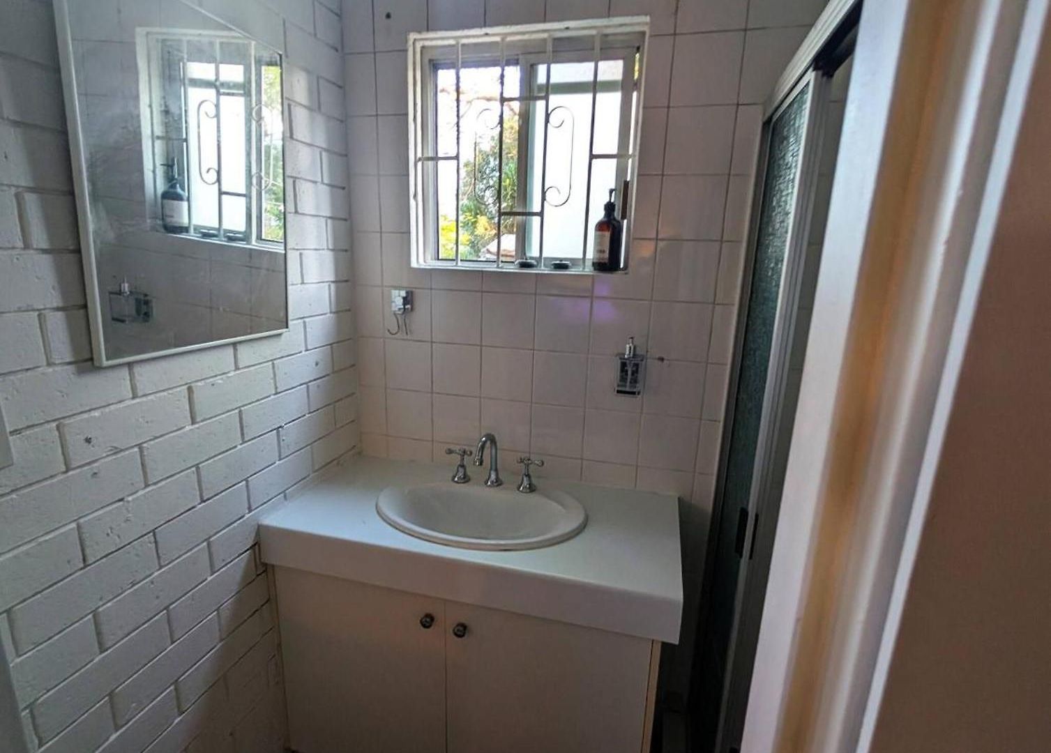 Peaceful, Modern, Lowtoxic, Bfast Included * Brisbane