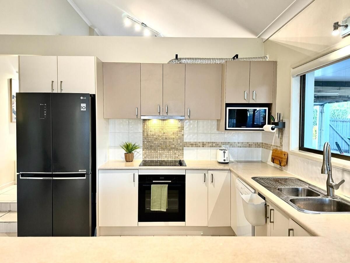 Holiday home Steps From Sunnybank Hills Shopping Spacious Brisbane