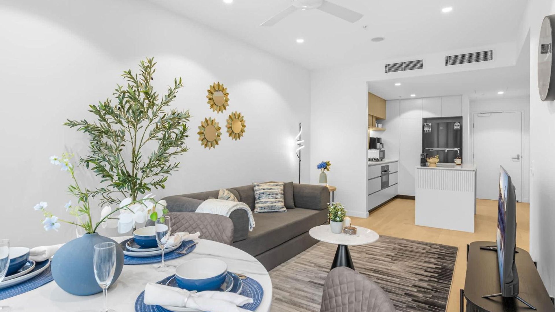 1br Retreat- & River Views Queen's Wharf Brisbane