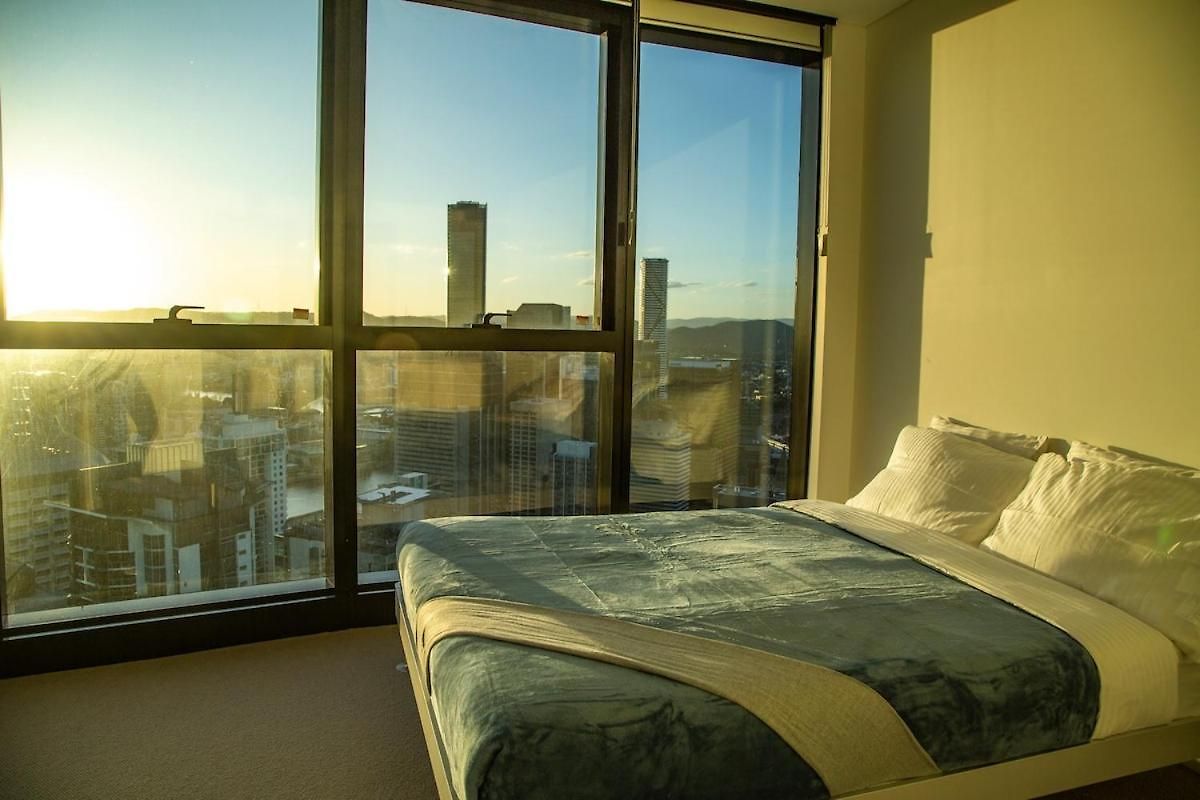 Four Bedroom In Cbd Brisbane
