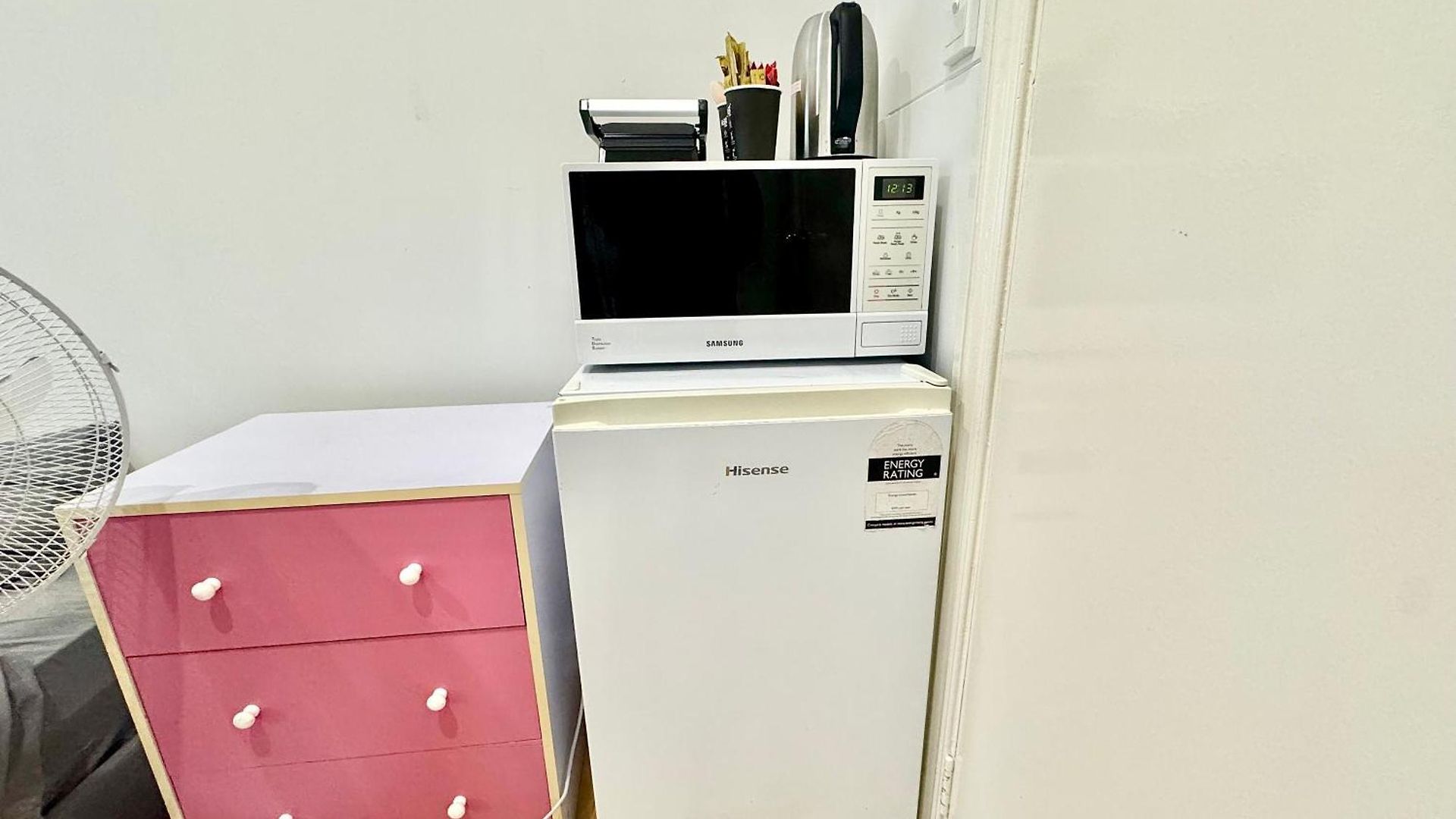 Ensuite Bathroom With Separate Entrance * Brisbane
