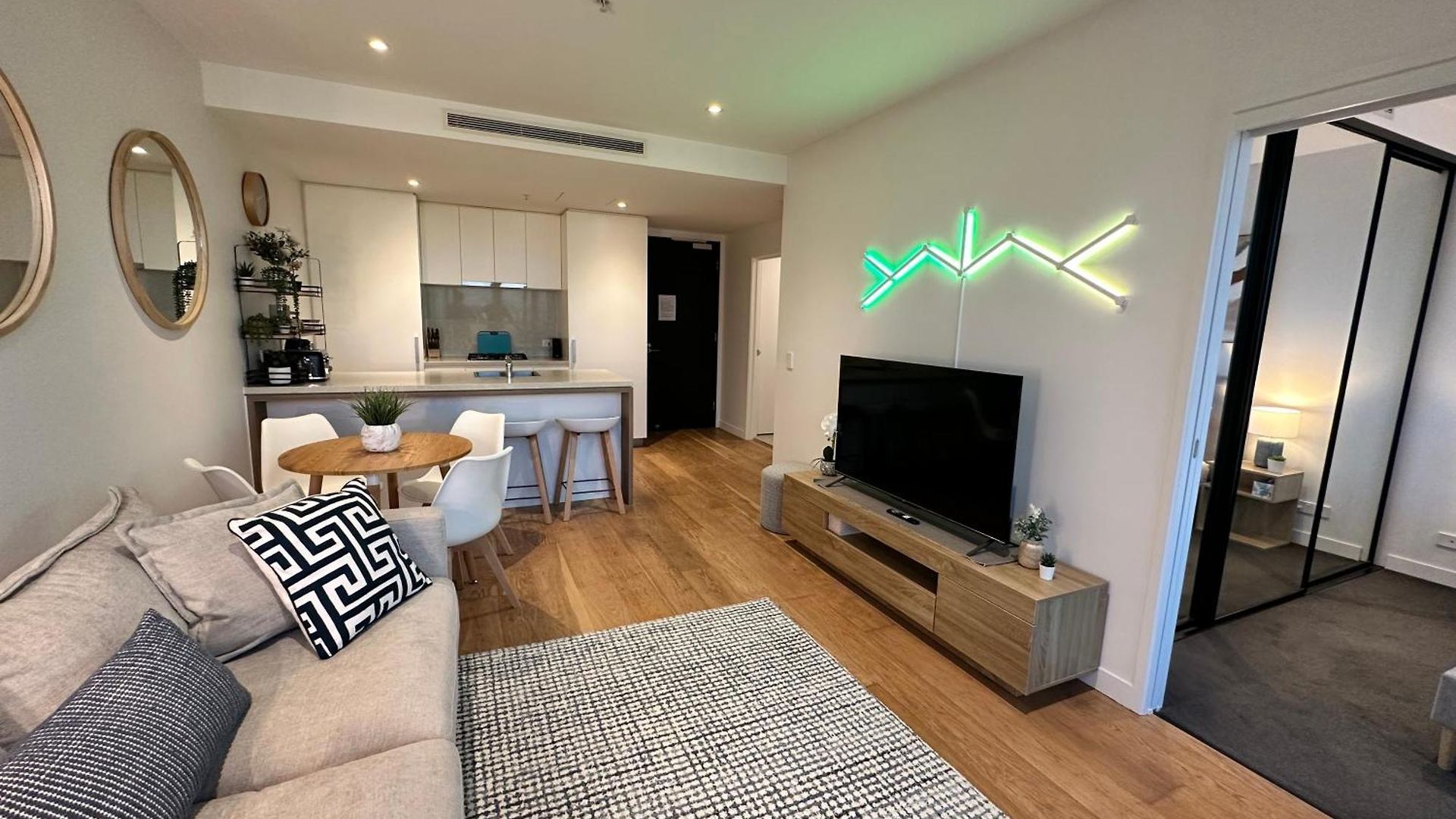 Fortitude Valley Stylish Comfortable