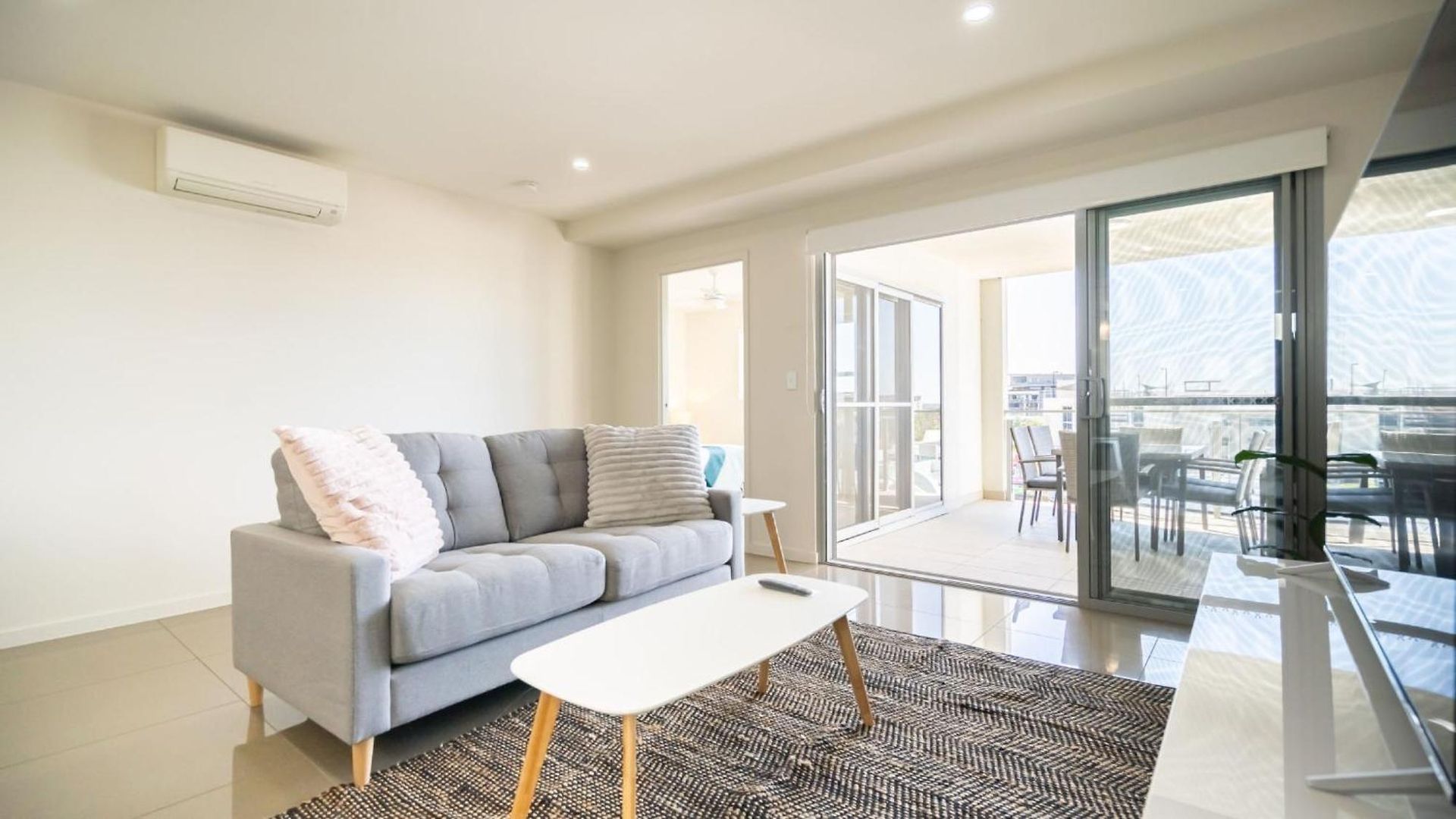 Apartment Upside Westfield Garden 2bedroom 2bathroom