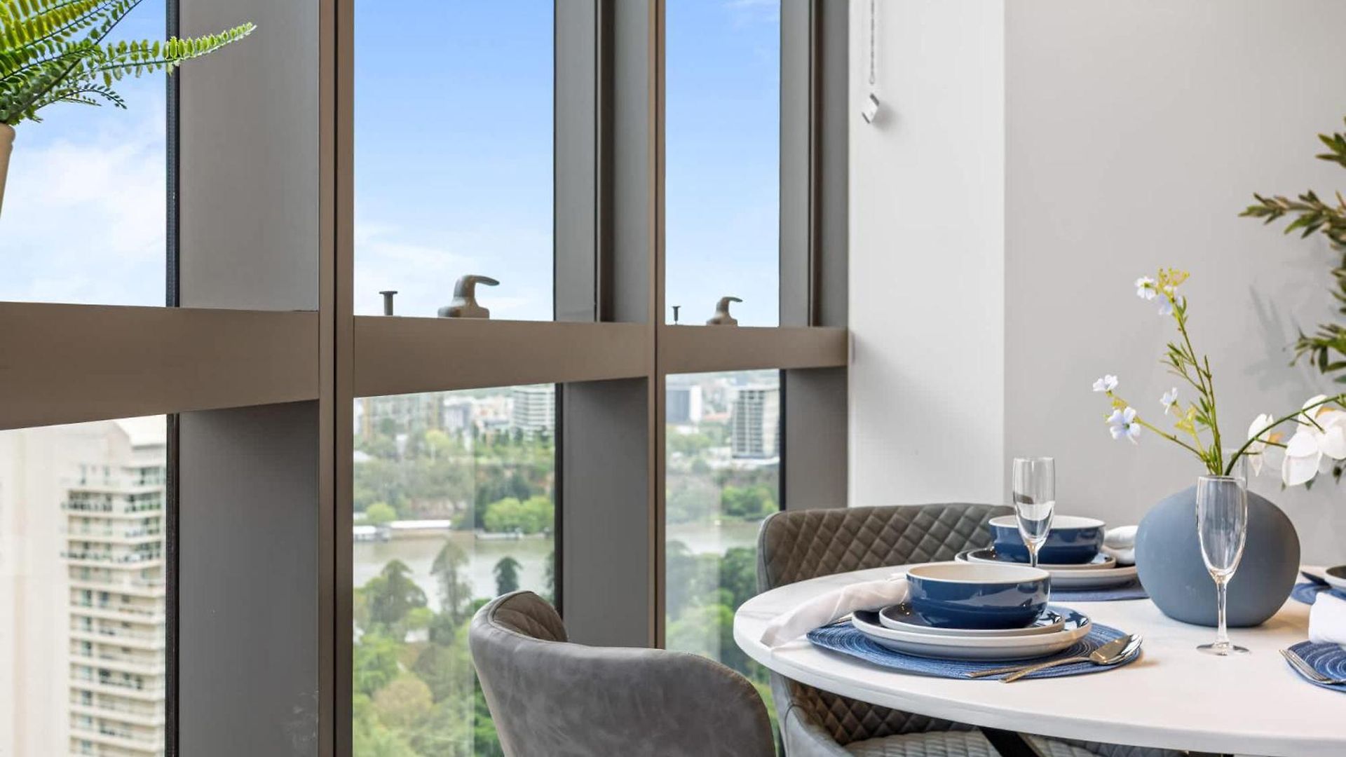 Apartment 1br Retreat- & River Views Queen's Wharf Brisbane