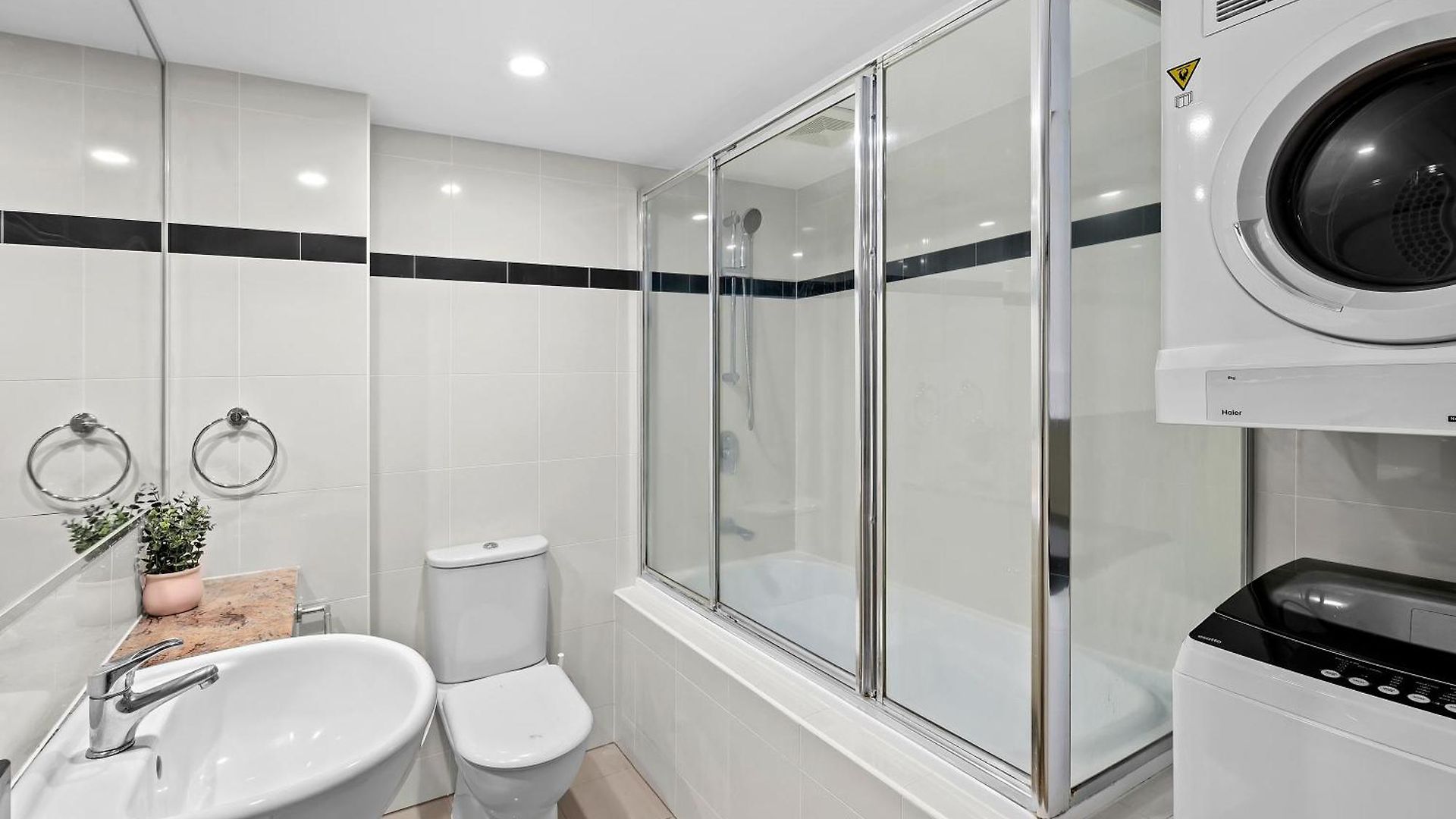 Apartment 2br With Balcony, Pool, Gym And Wifi Brisbane