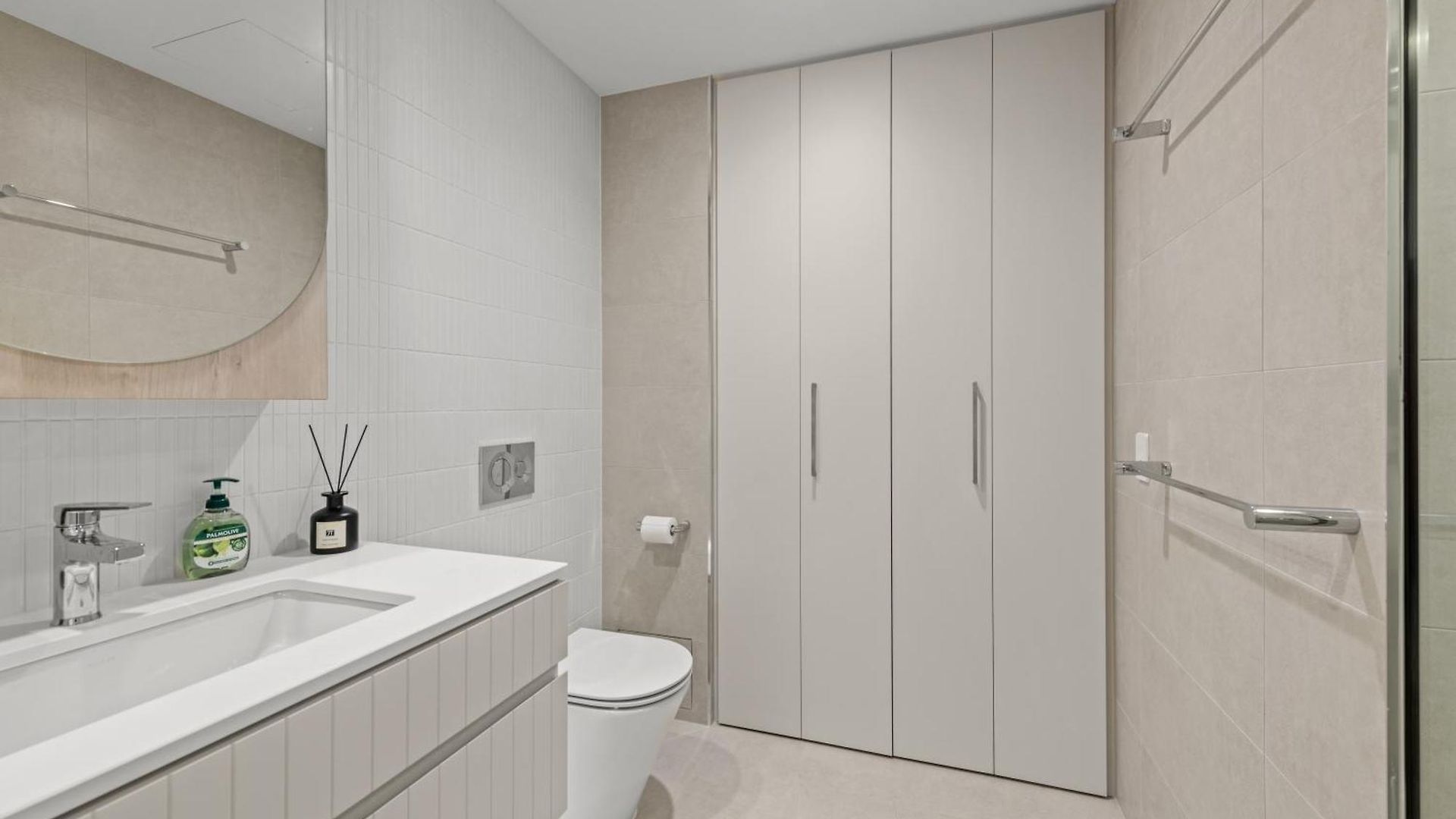 The One Residences Apartment