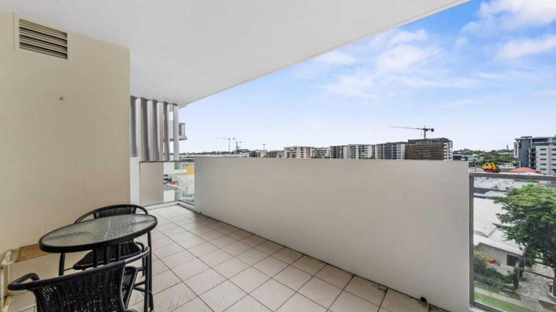 2-bedroom *