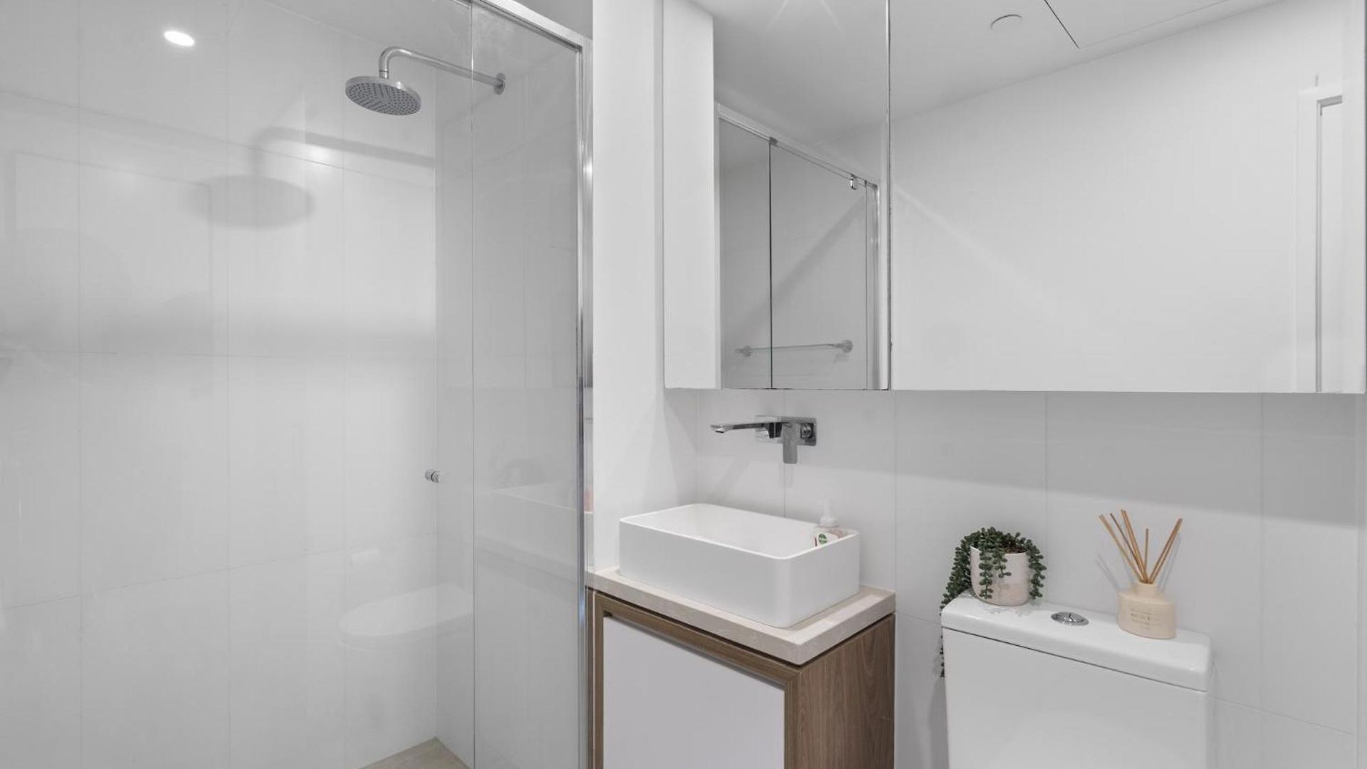 Stylish 1-bed In Fortitude Valley Apartment