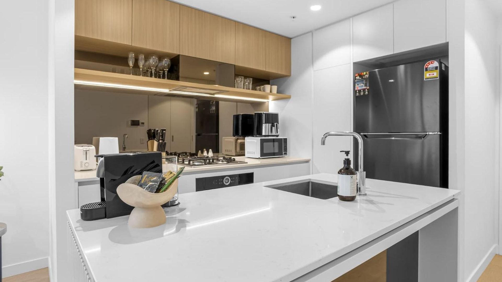 Apartment 1br Retreat- & River Views Queen's Wharf Brisbane