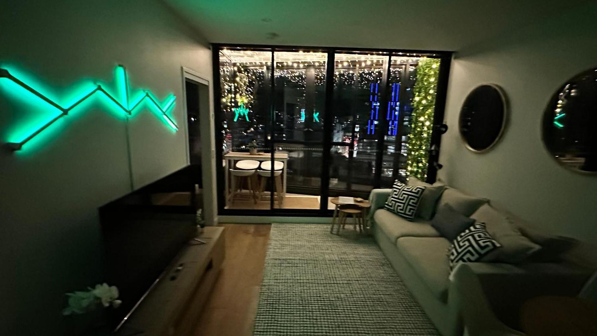 Fortitude Valley Stylish Comfortable *