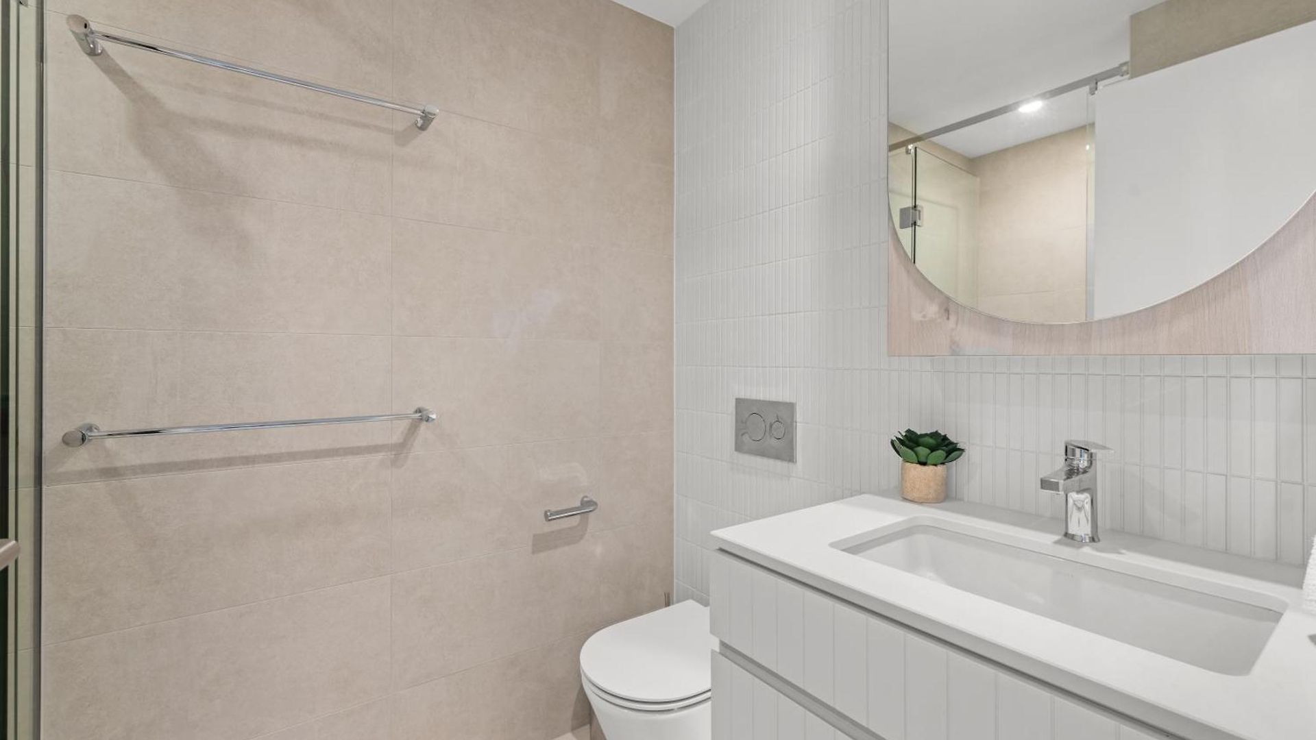 The One Residences Apartment