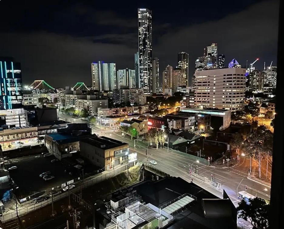Apartment Fortitude Valley Stylish Comfortable Brisbane
