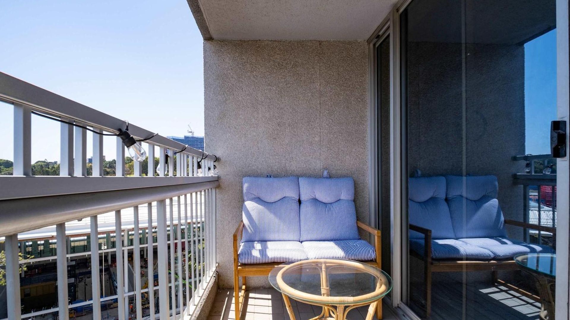 Apartment Footy Fan Base Roma St Walk To Stadium Sleeps 4 Brisbane