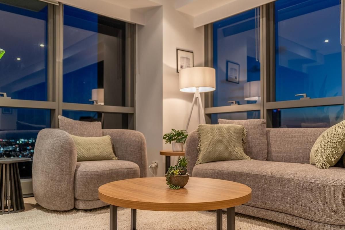 Rivercity Haven - Luxe Breathtaking View Apartment