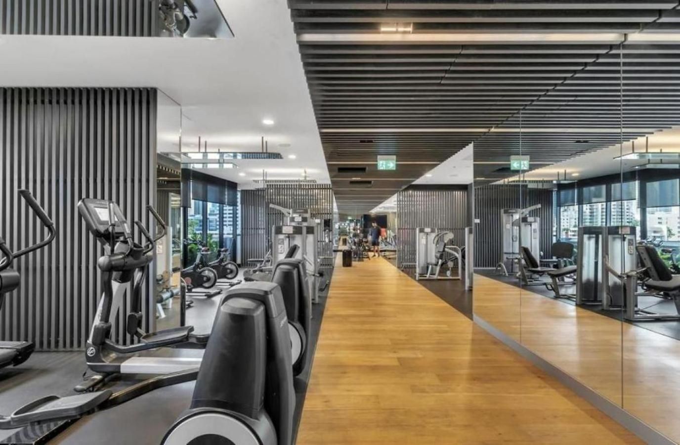 Fortitude Valley 1brm With Skyline Views Apartment