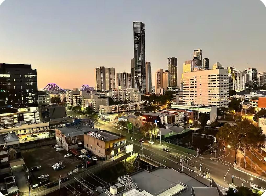 Fortitude Valley Stylish Comfortable *