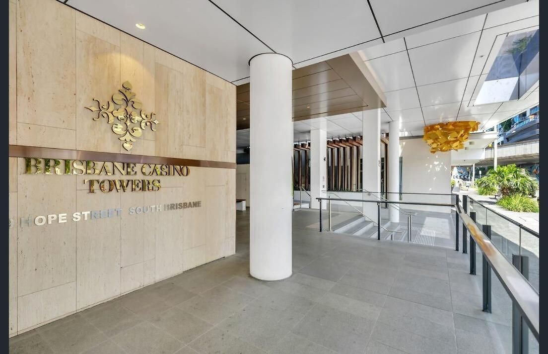 Modern 2br With River View & Free Parking! * Brisbane